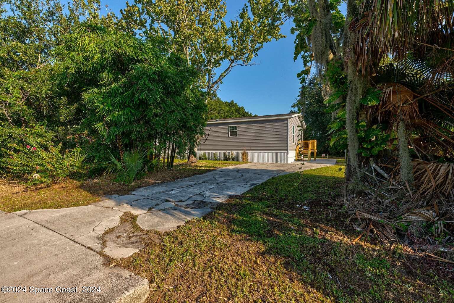 518 Vivian Drive