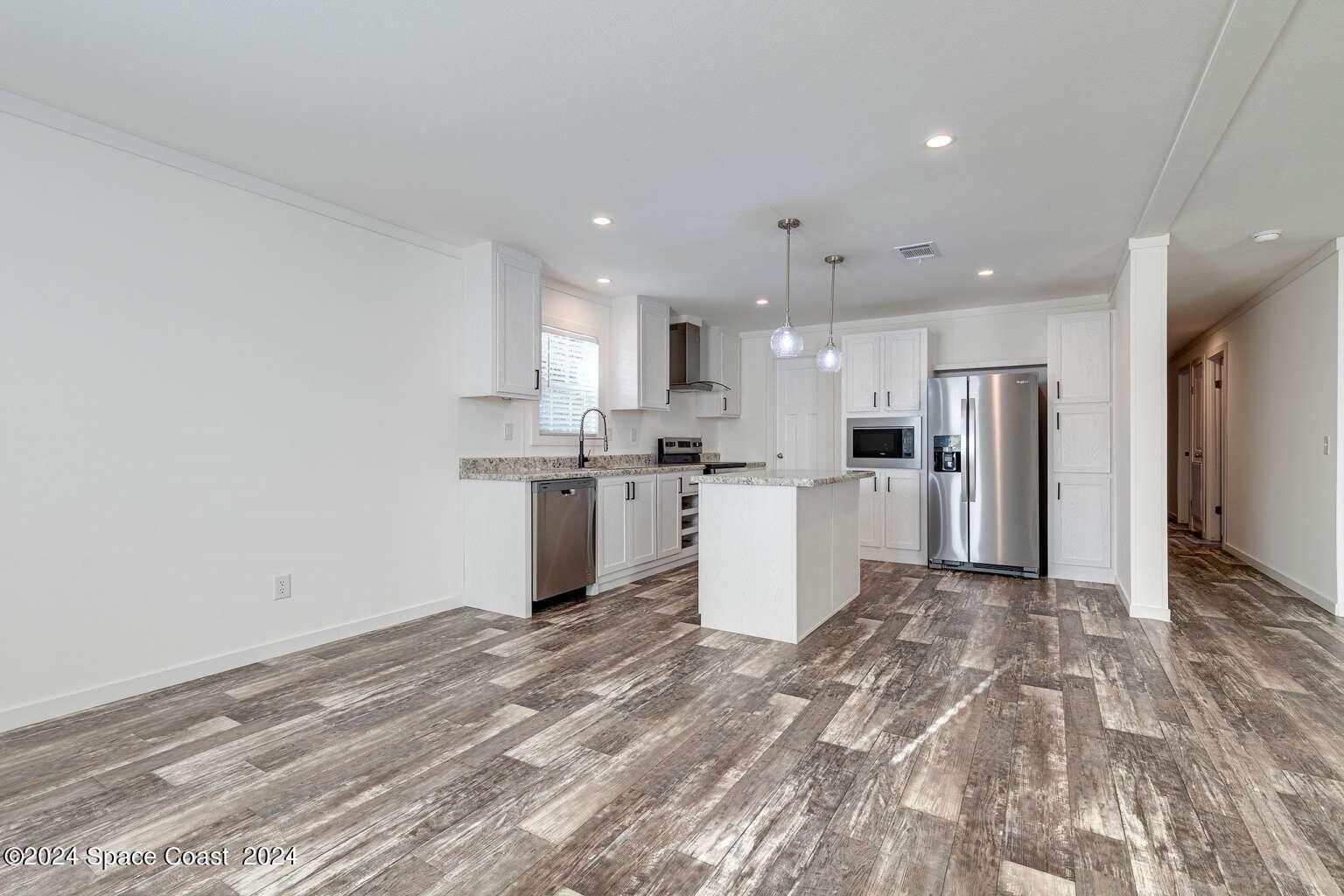 518 Vivian Drive