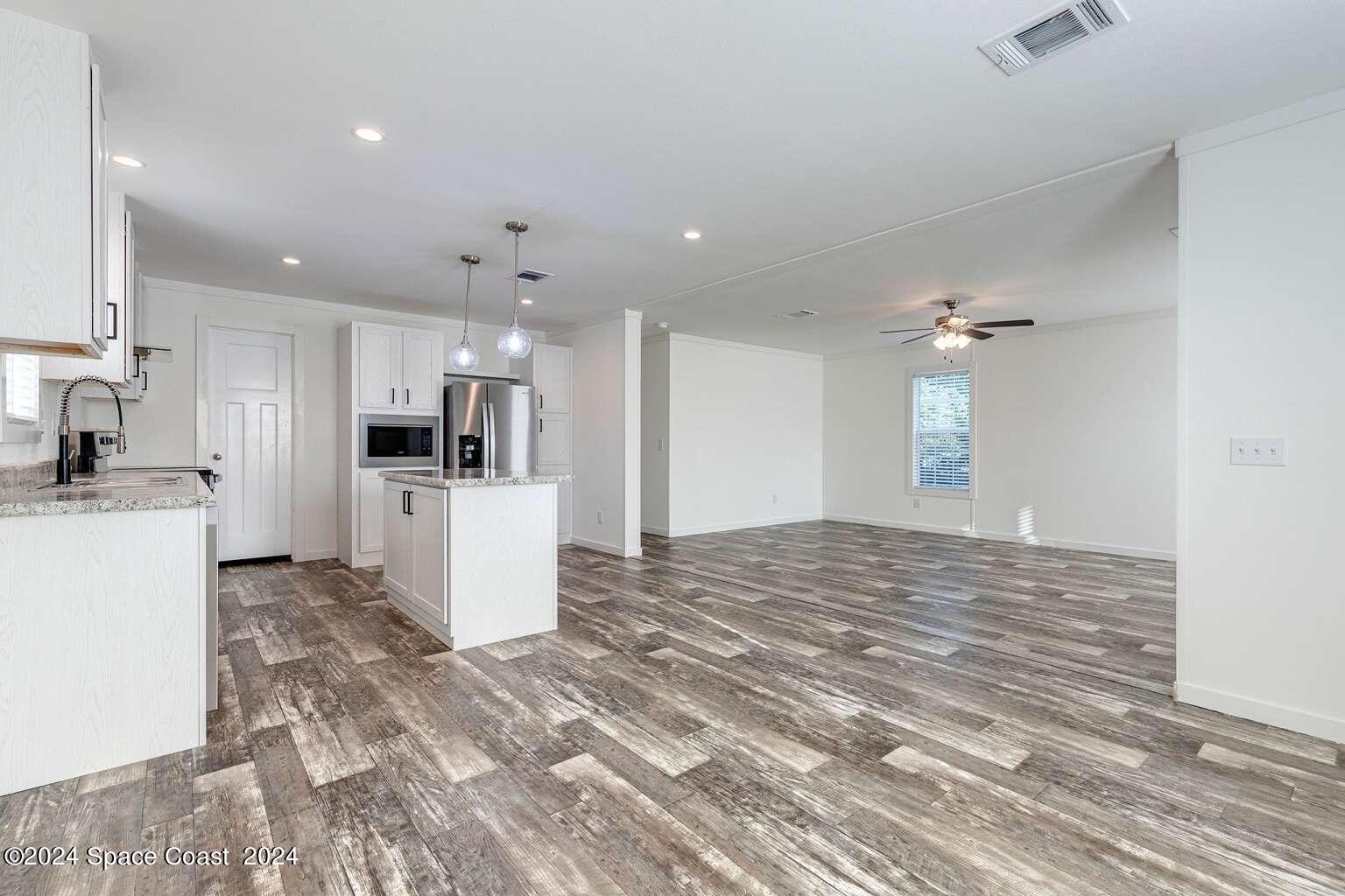 518 Vivian Drive