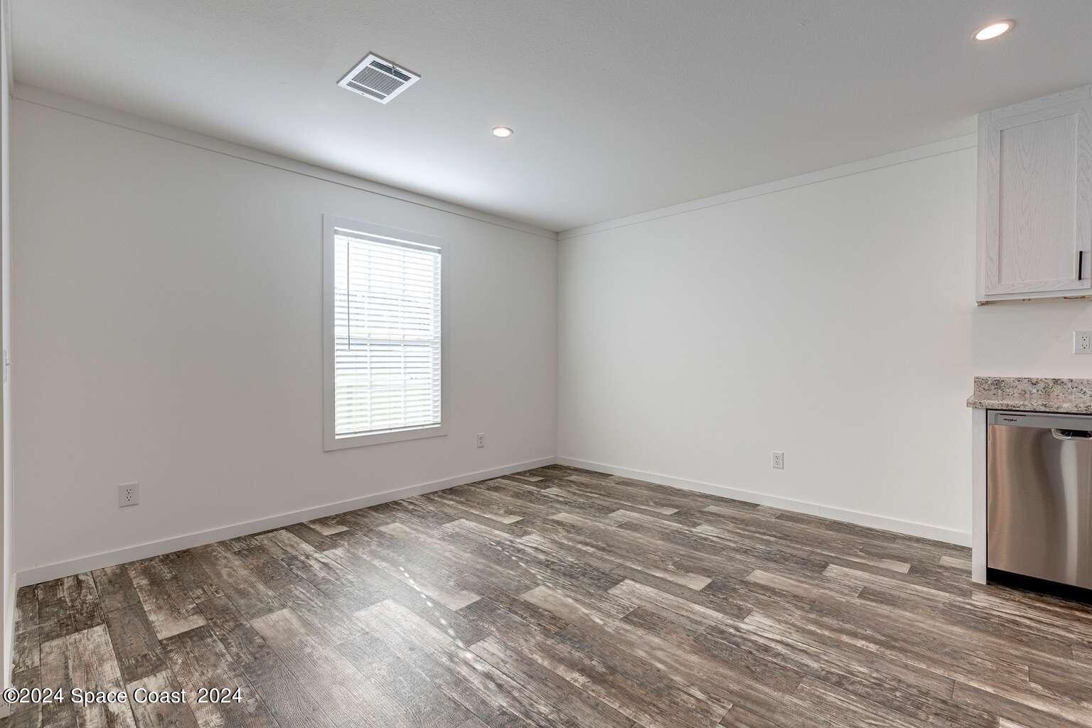 518 Vivian Drive