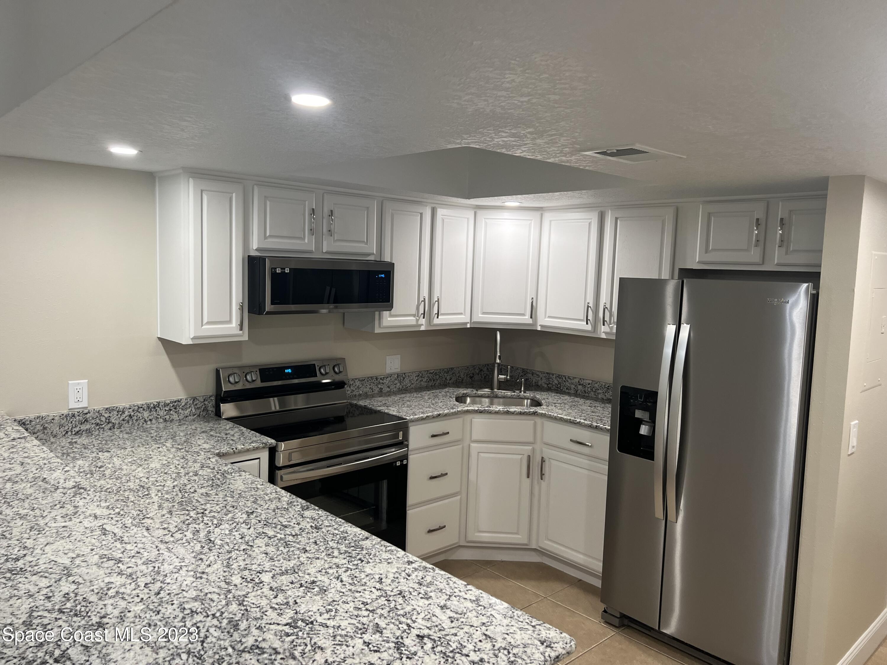 1640 Sunny Brook Lane, A101