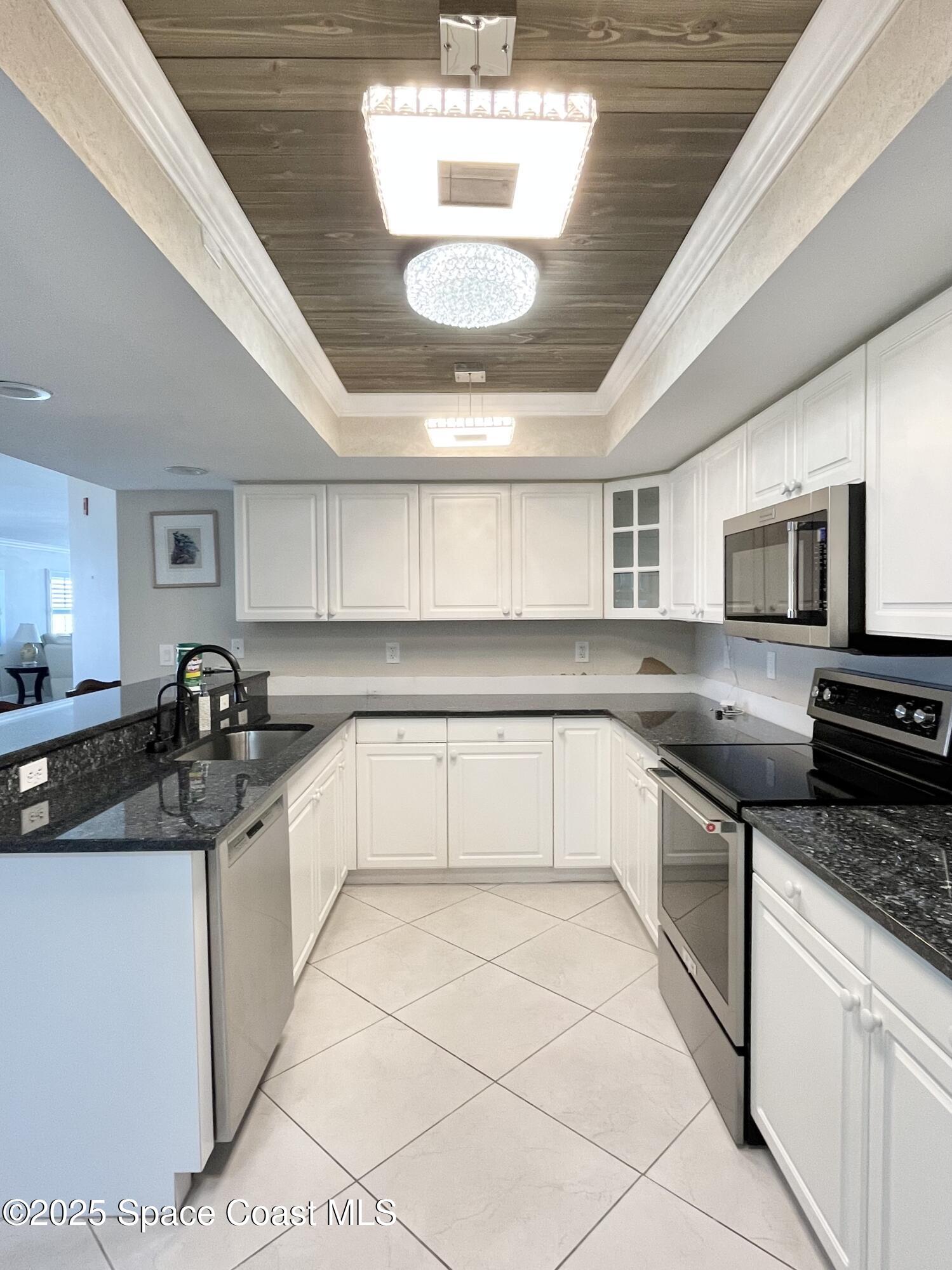 2805 N Highway A1a 301