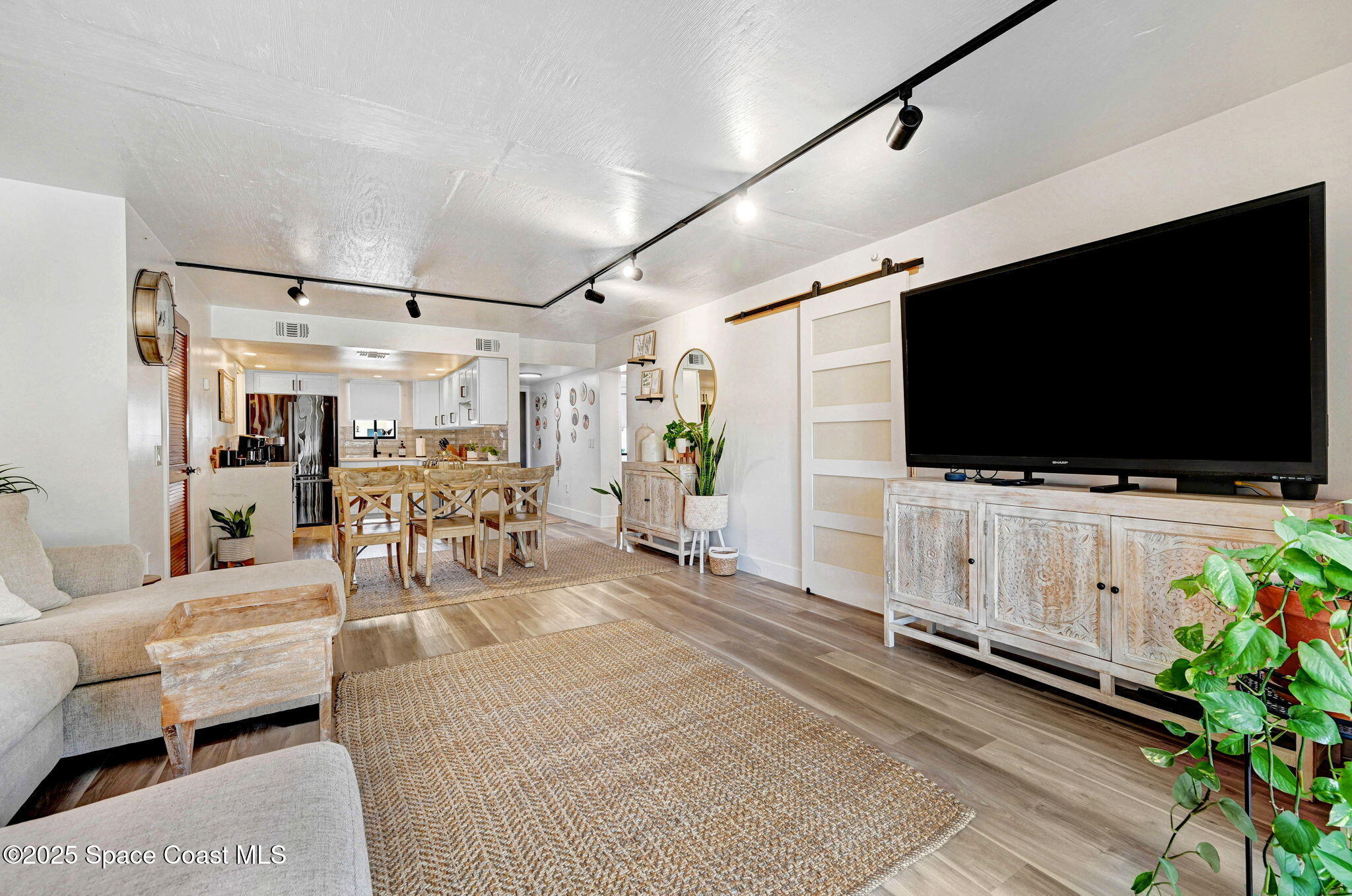 333 S Patrick Drive, 13