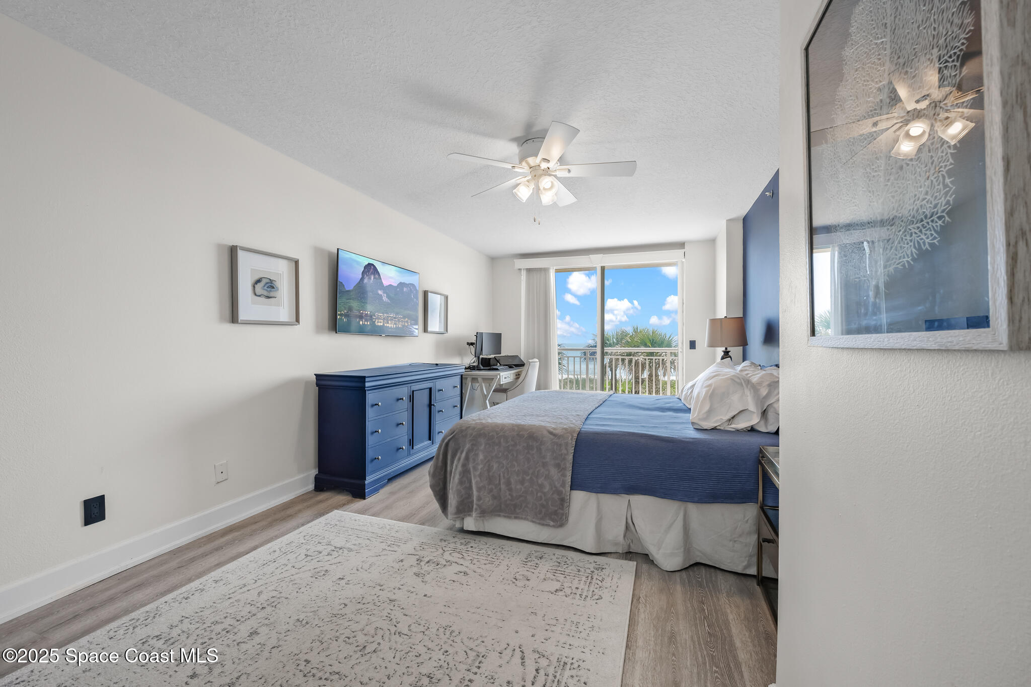 925 N Highway A1a, 203