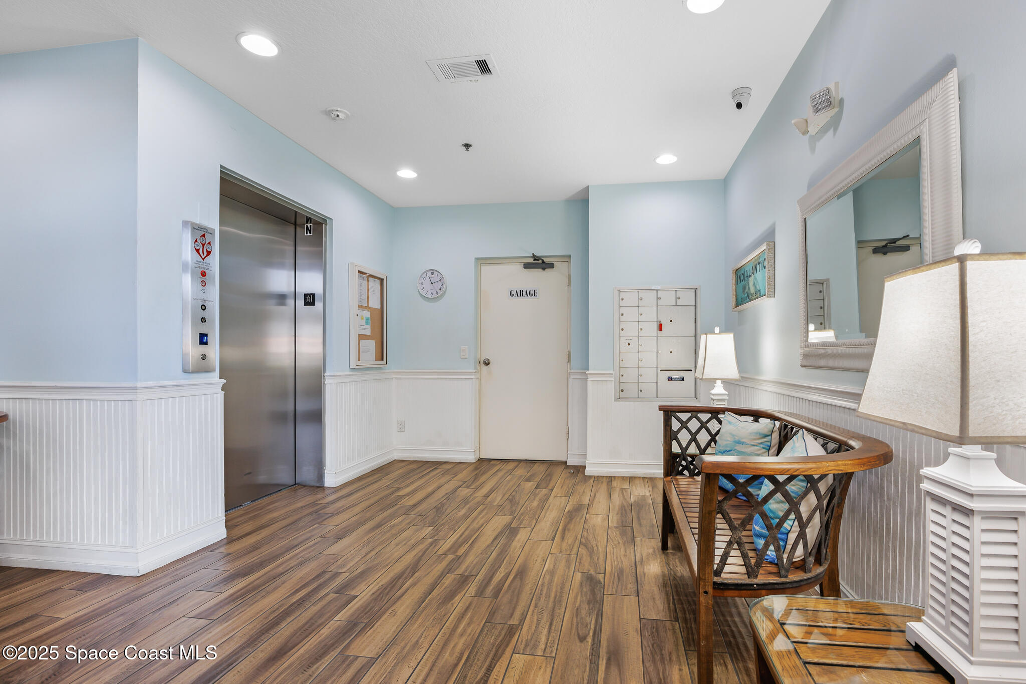 925 N Highway A1a, 203
