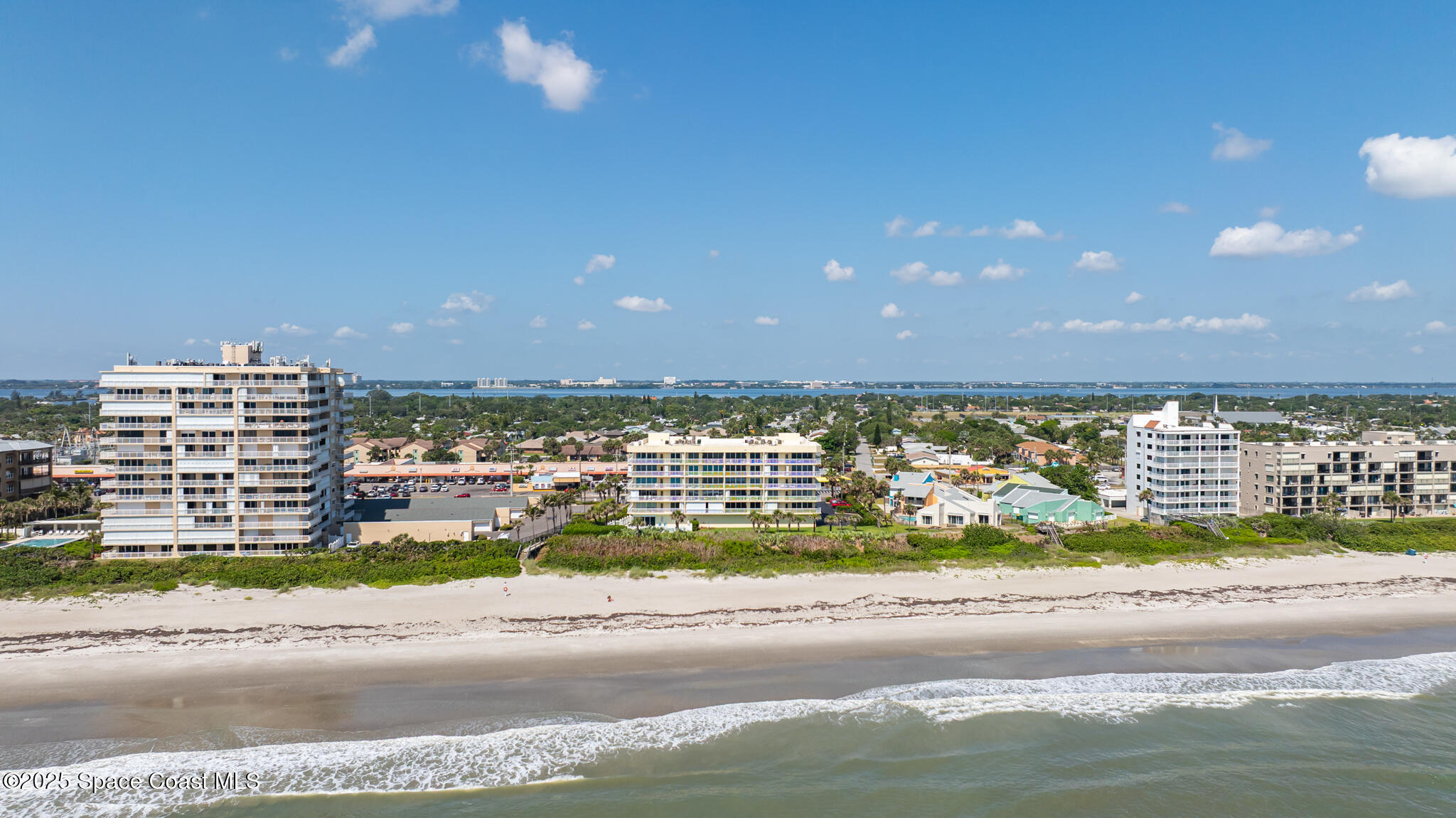 925 N Highway A1a, 203