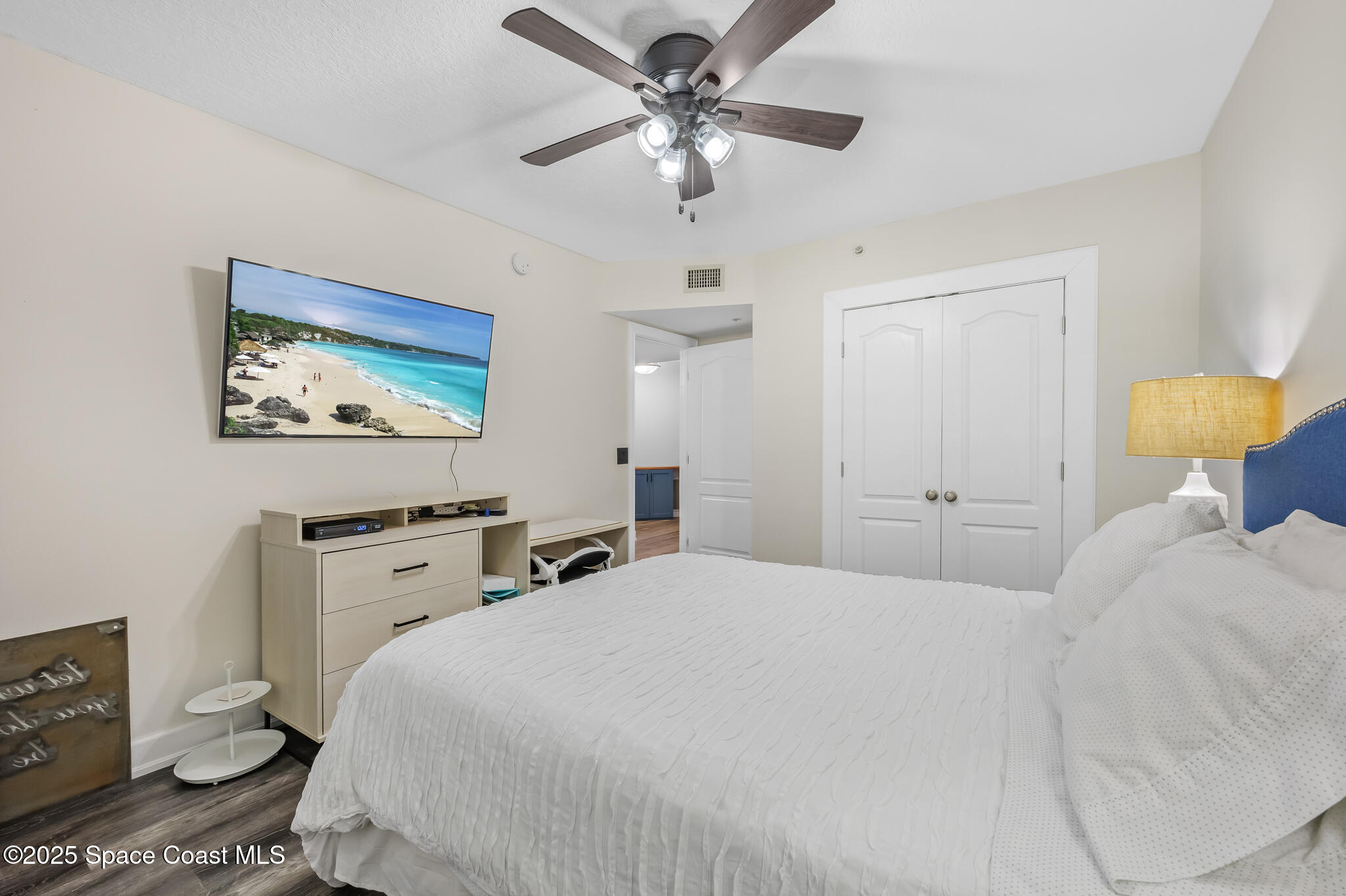 925 N Highway A1a, 203