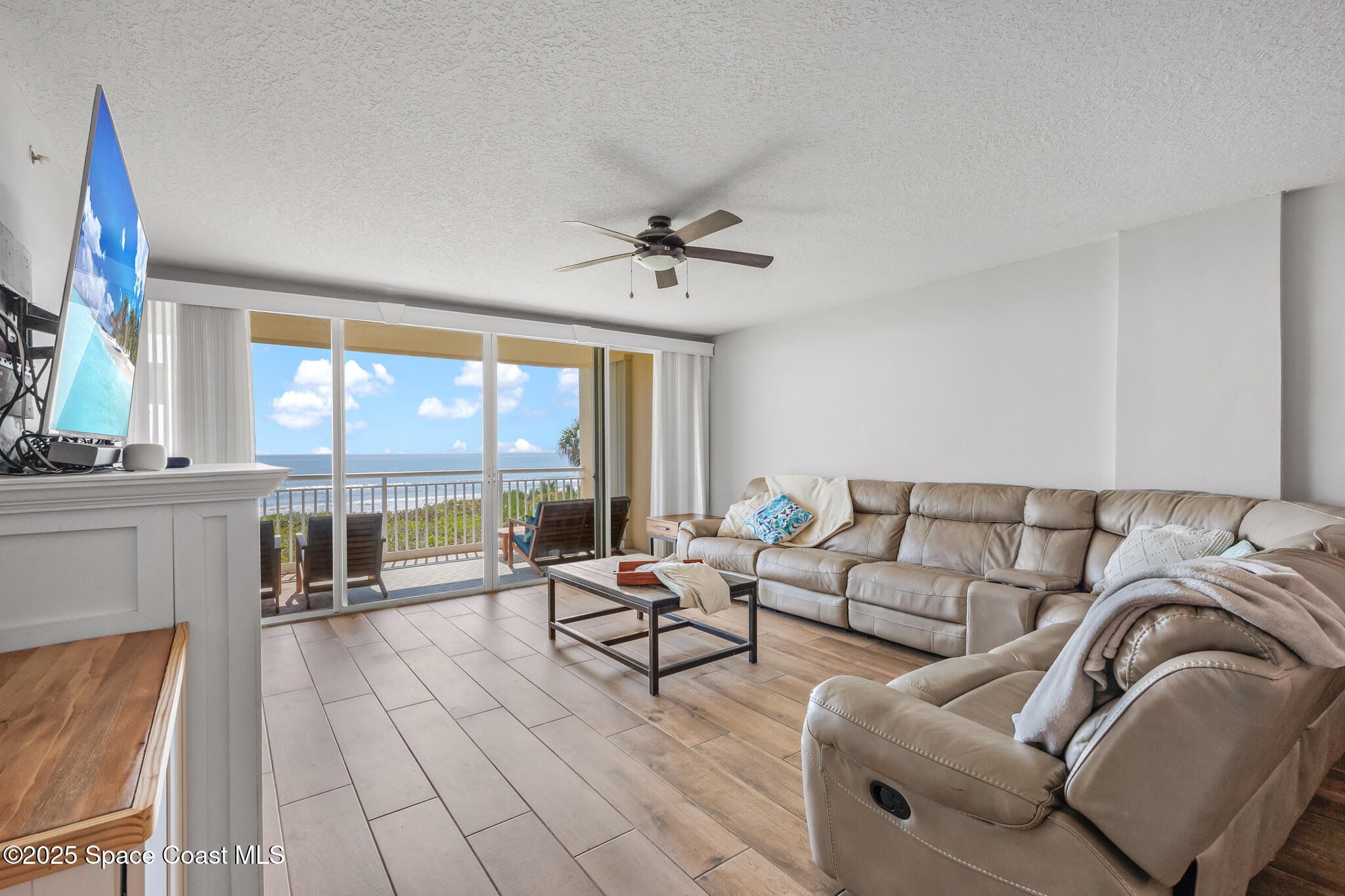 925 N Highway A1a, 203