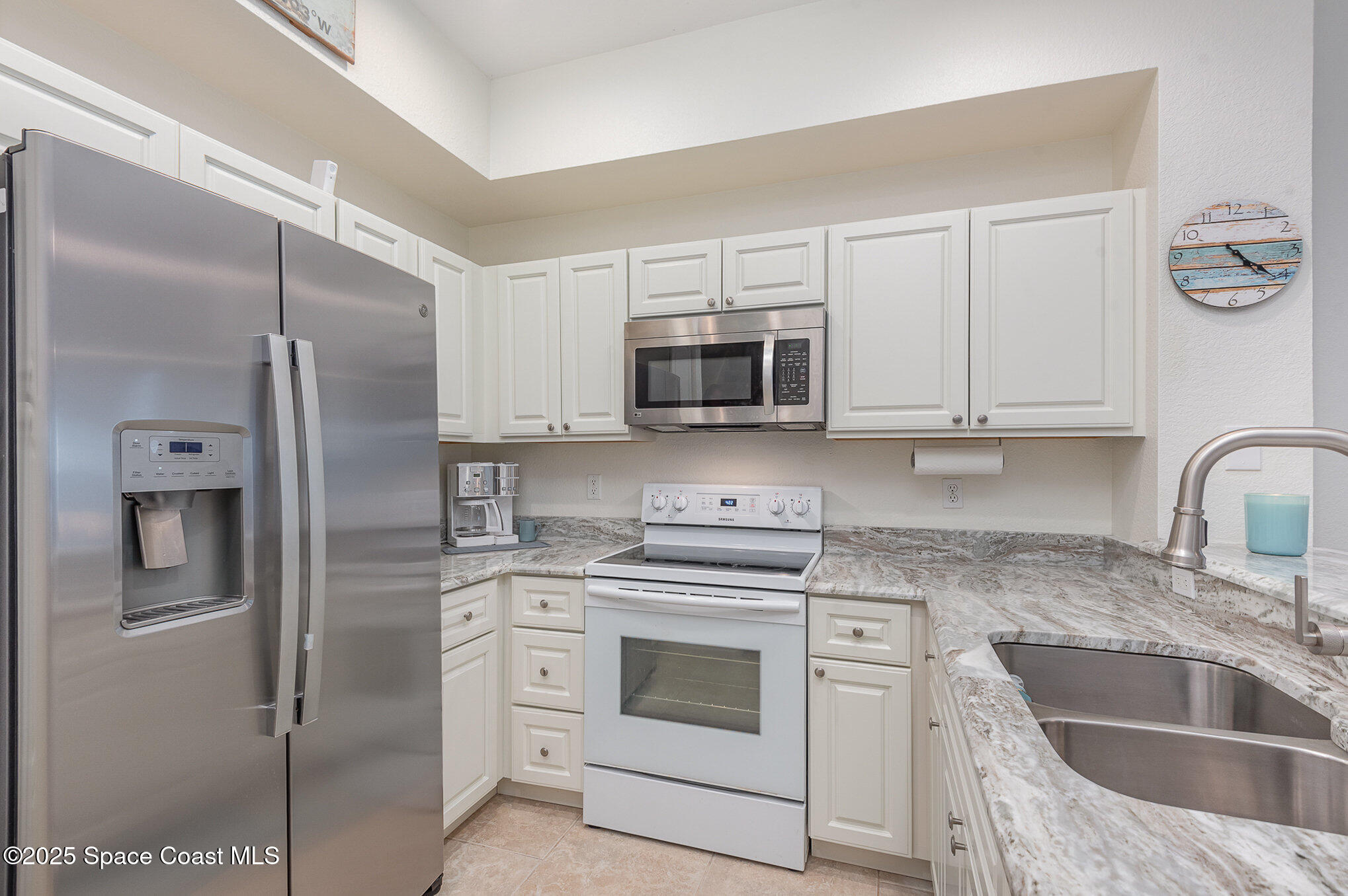 115 Turpial Way, 104