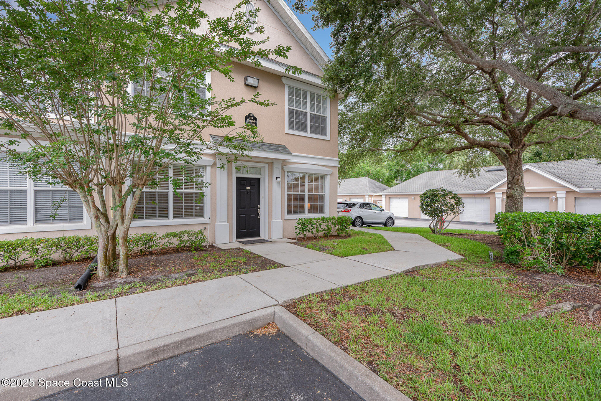 115 Turpial Way, 104