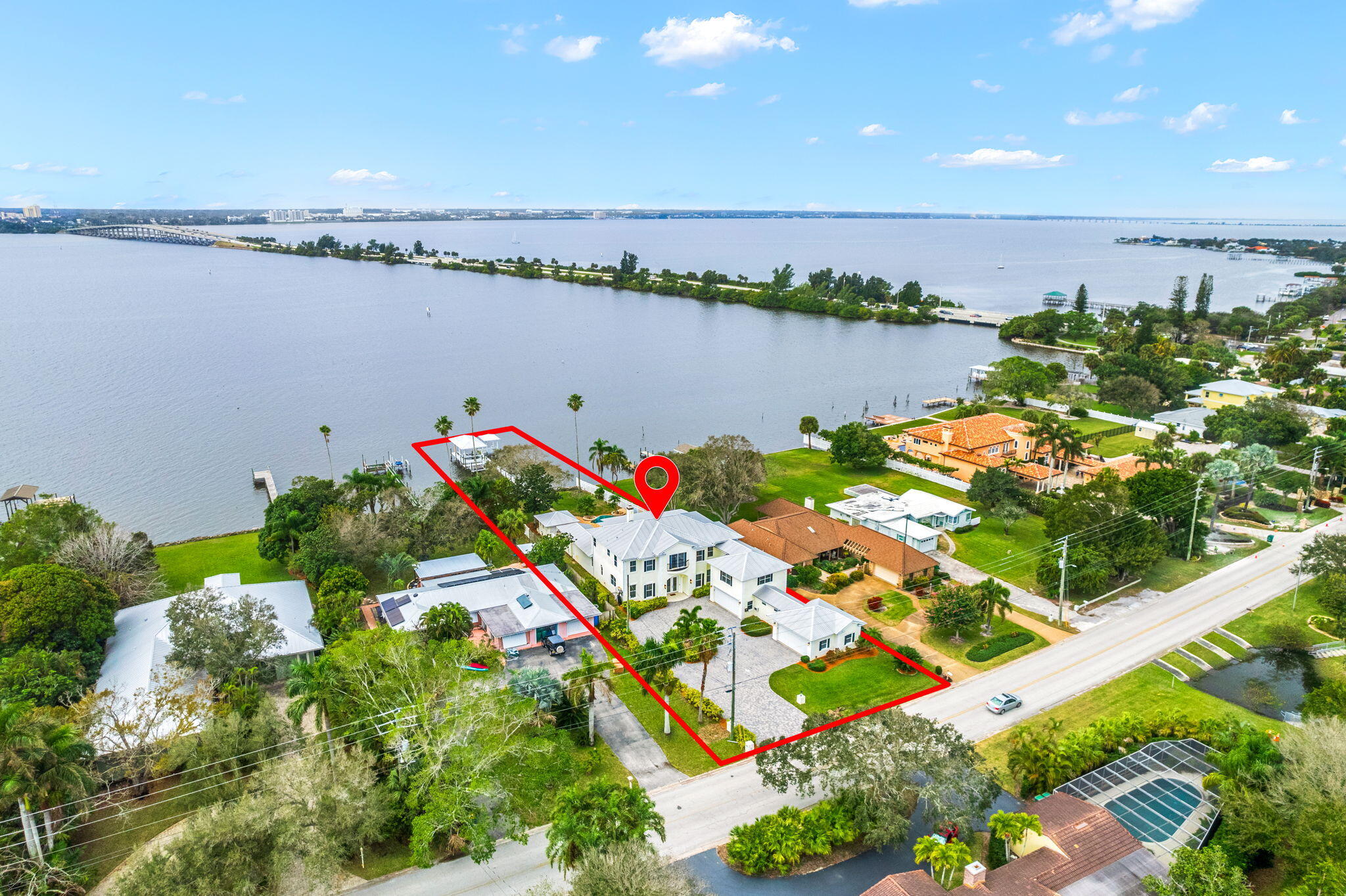 500 S Riverside Drive