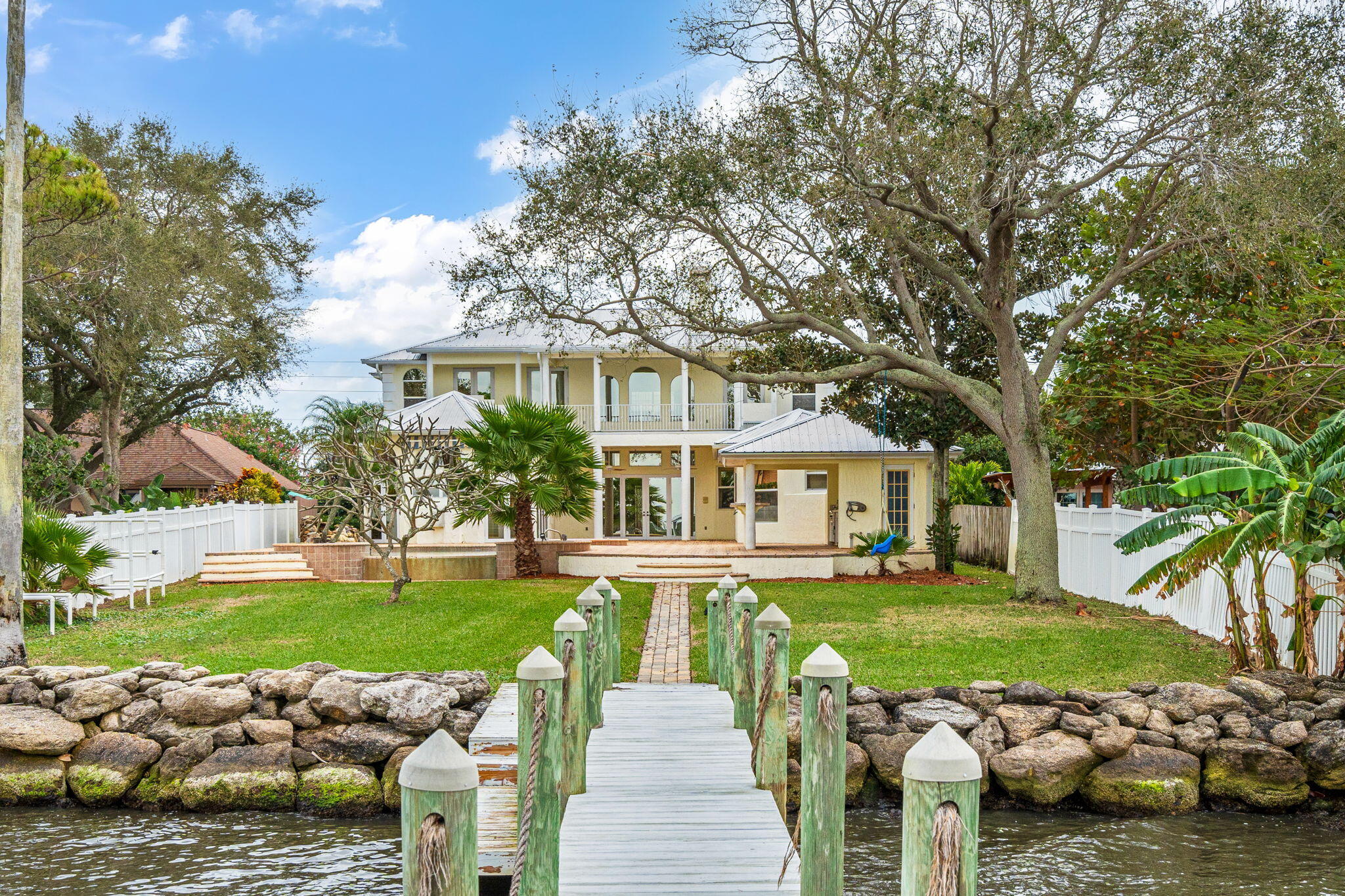 500 S Riverside Drive