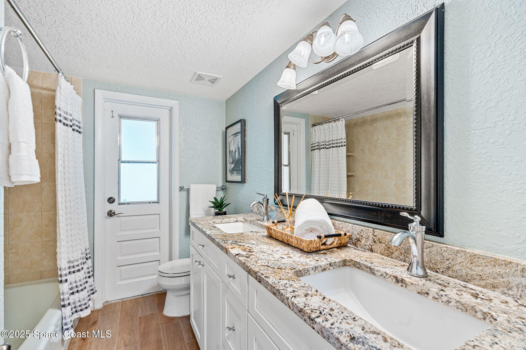 1750 Shore View Drive