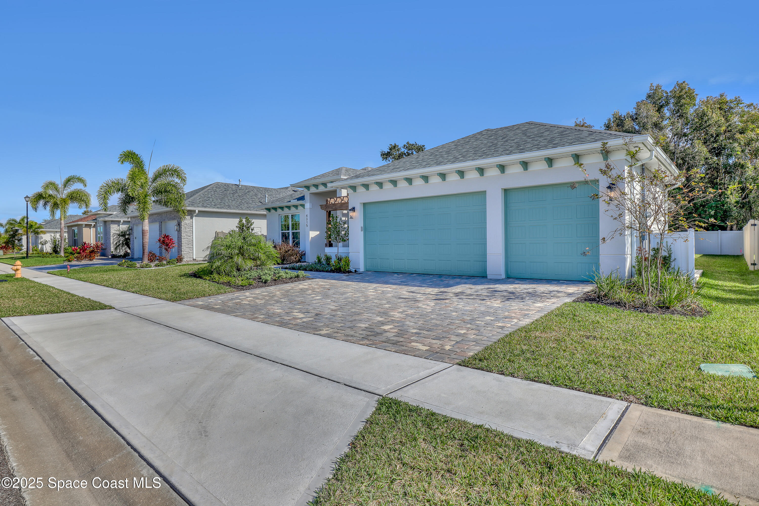 4315 Negal Circle Circle