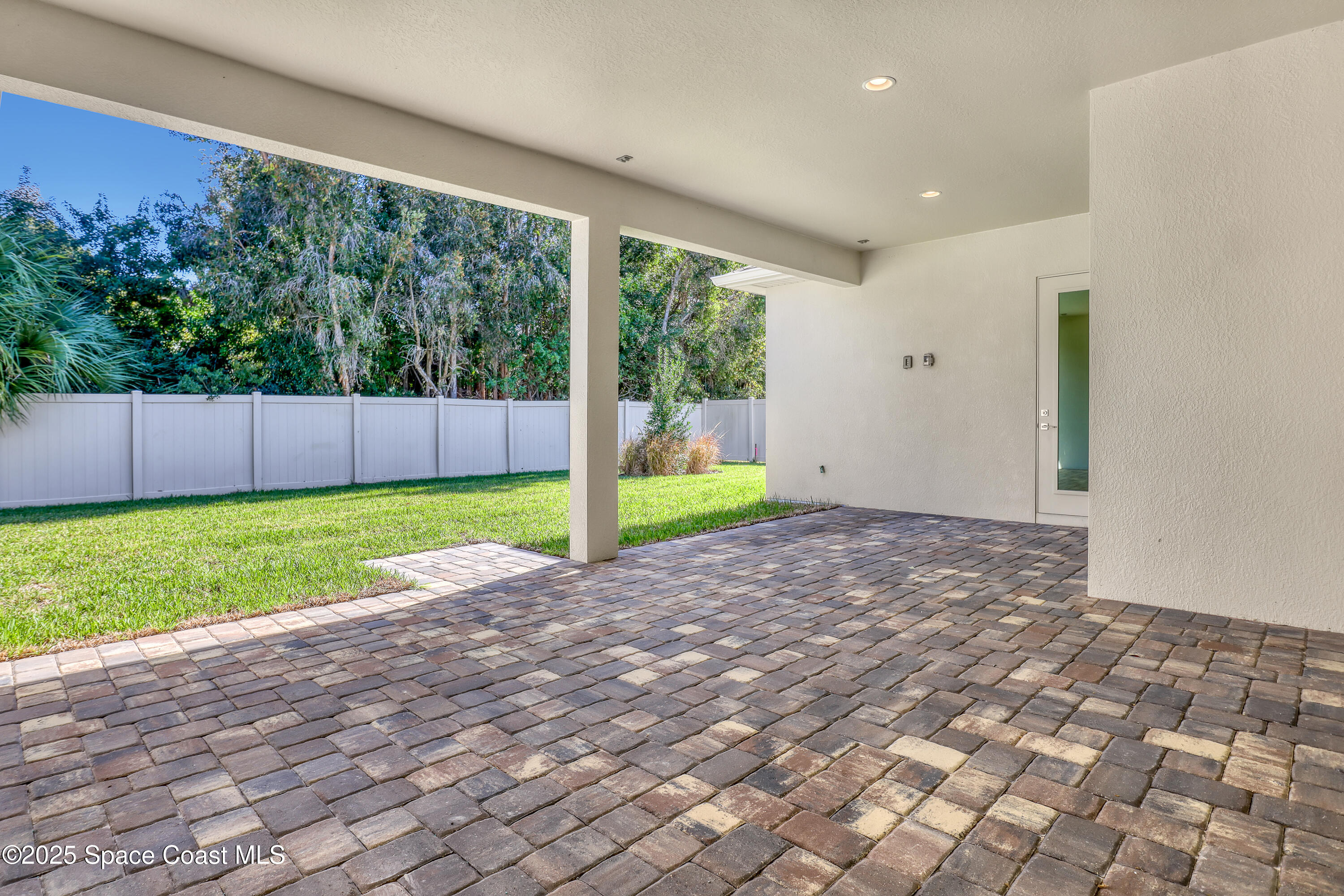 4315 Negal Circle Circle