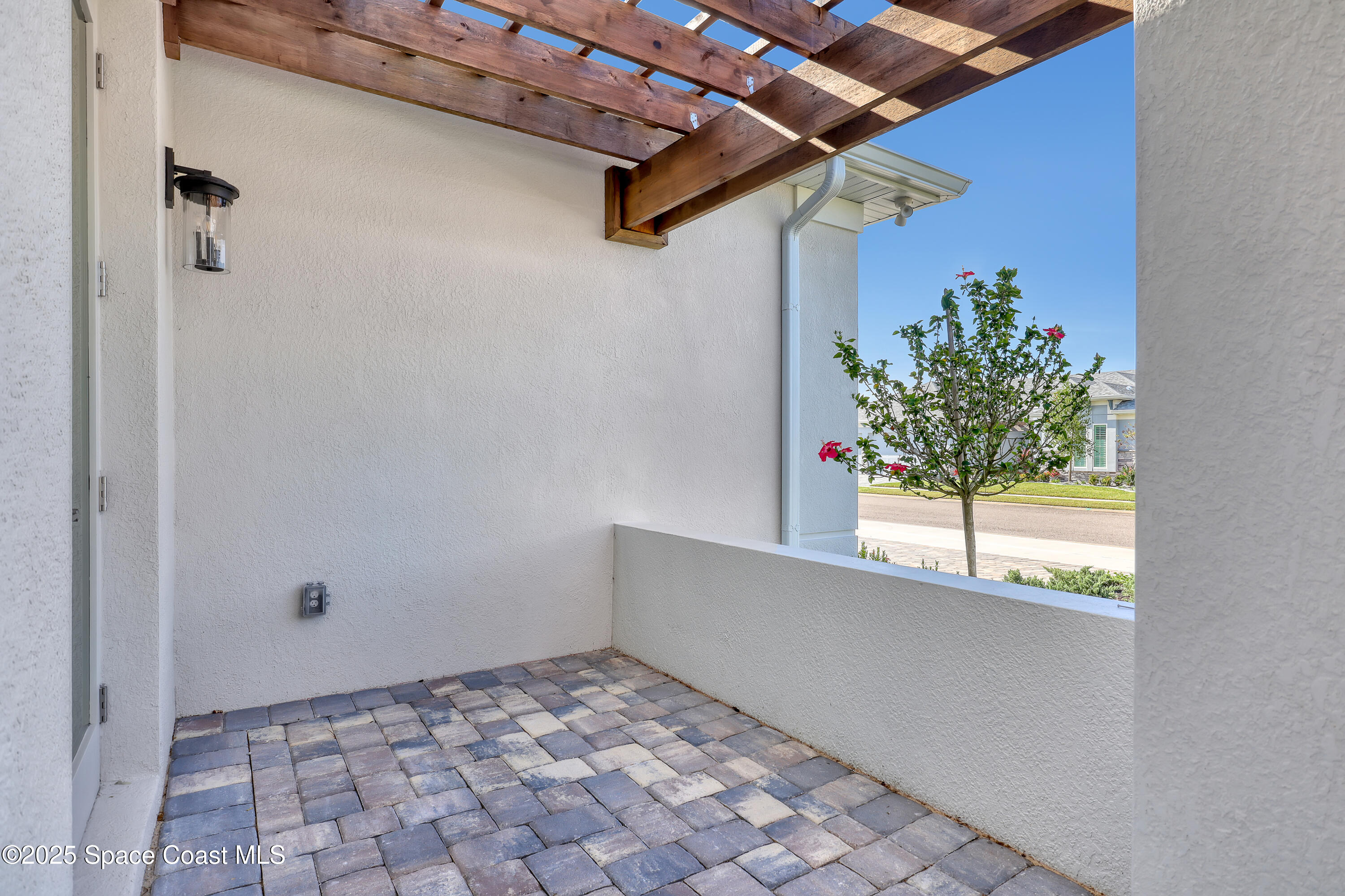 4315 Negal Circle Circle
