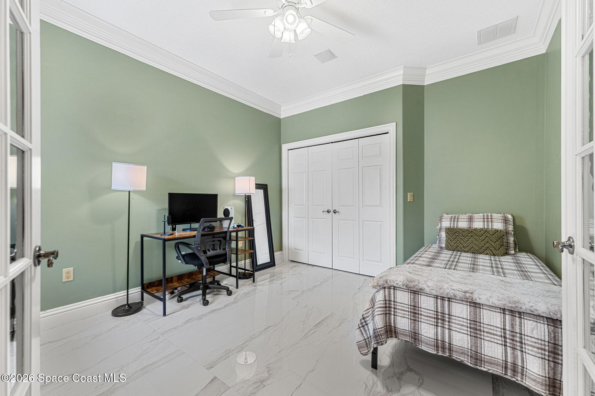 206 Islandia Court U-206