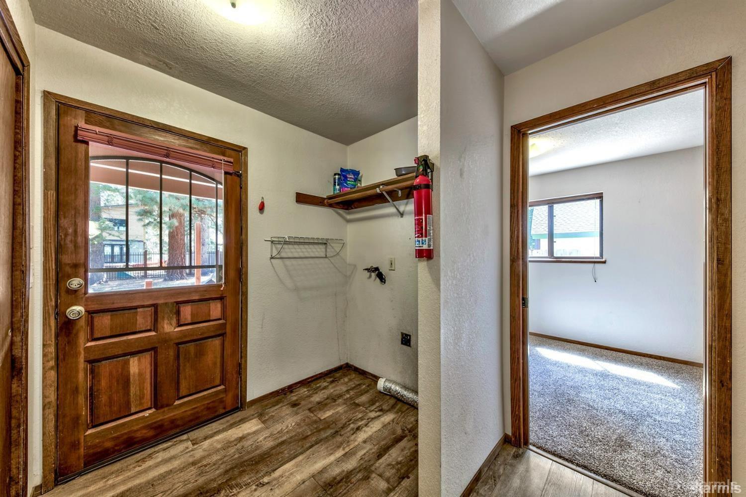 1909 High Meadow Trail