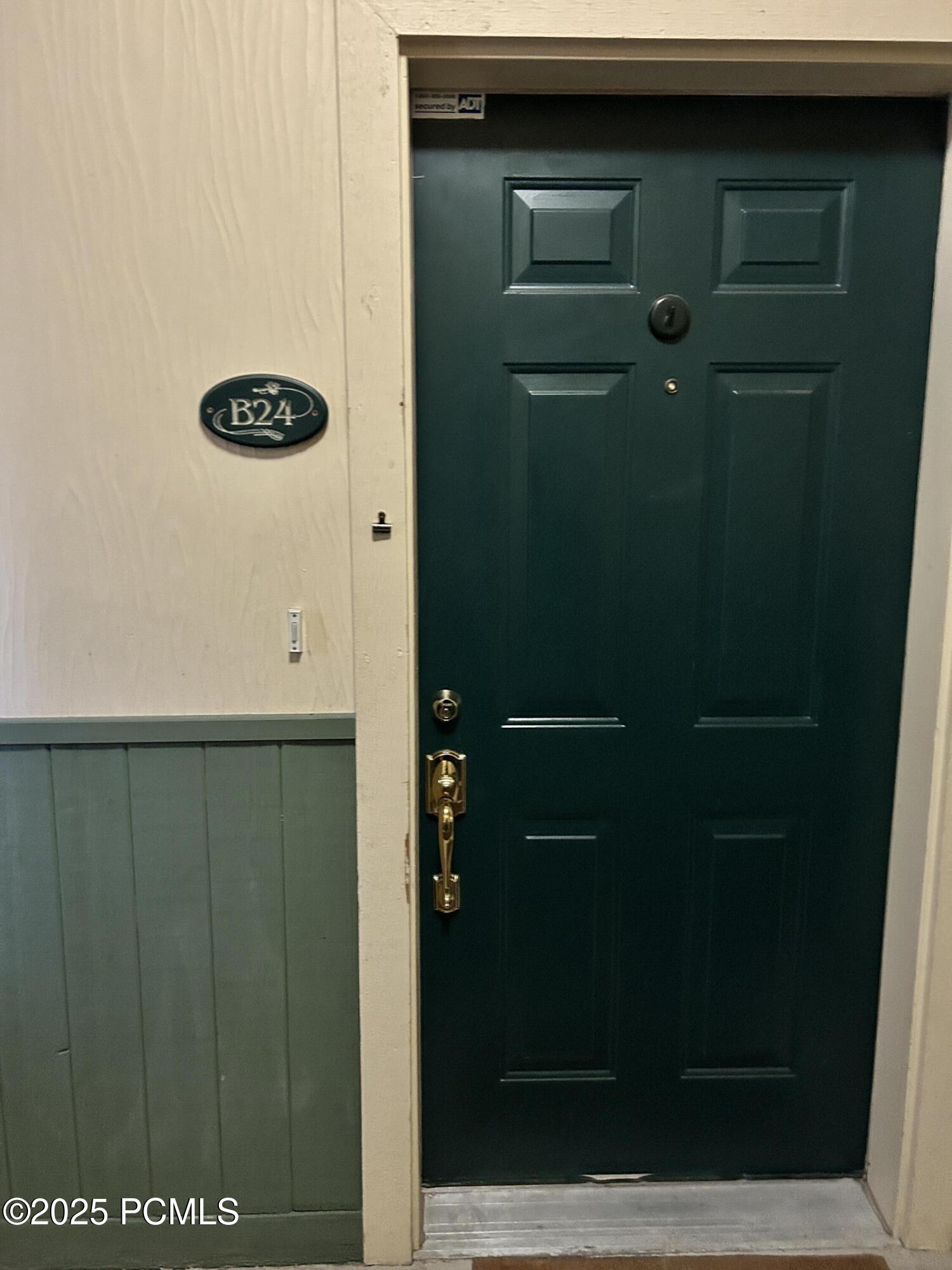 900 Bitner Road, Apt B24