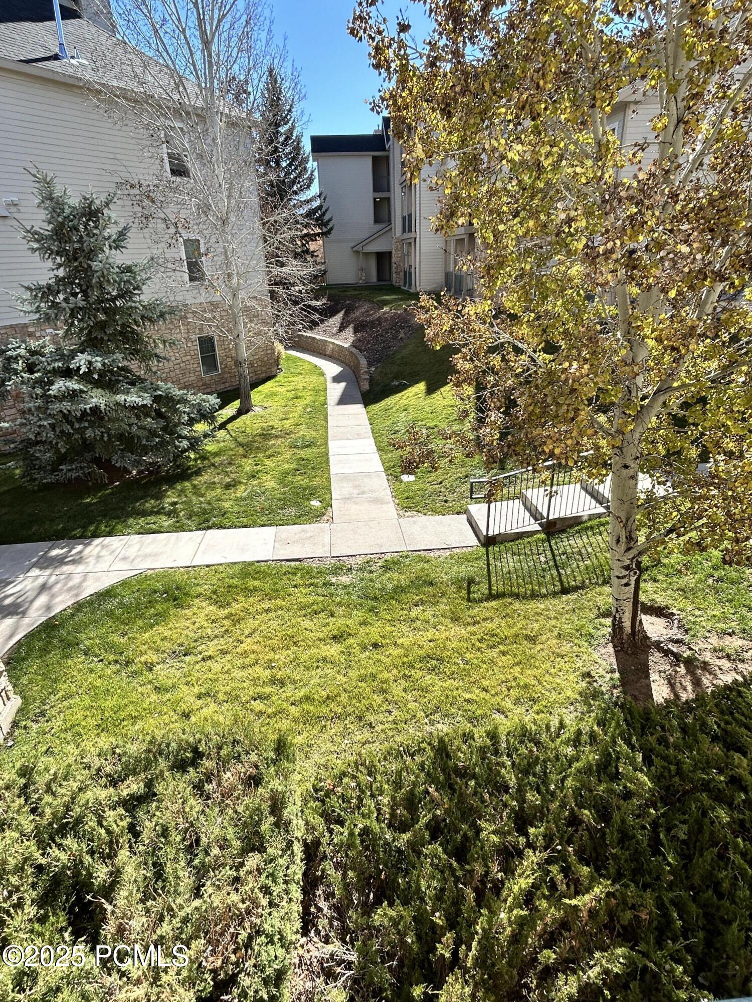 900 Bitner Road, Apt B24