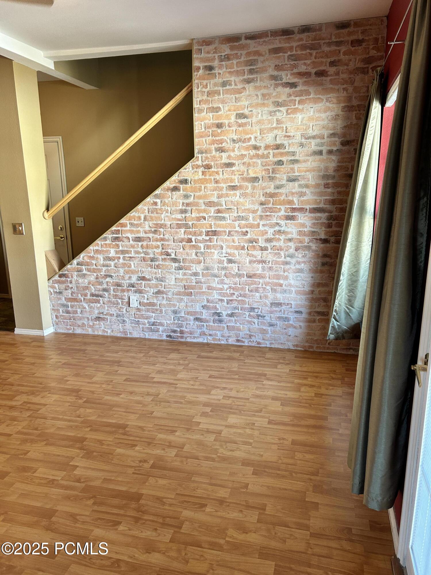 900 Bitner Road, Apt B37