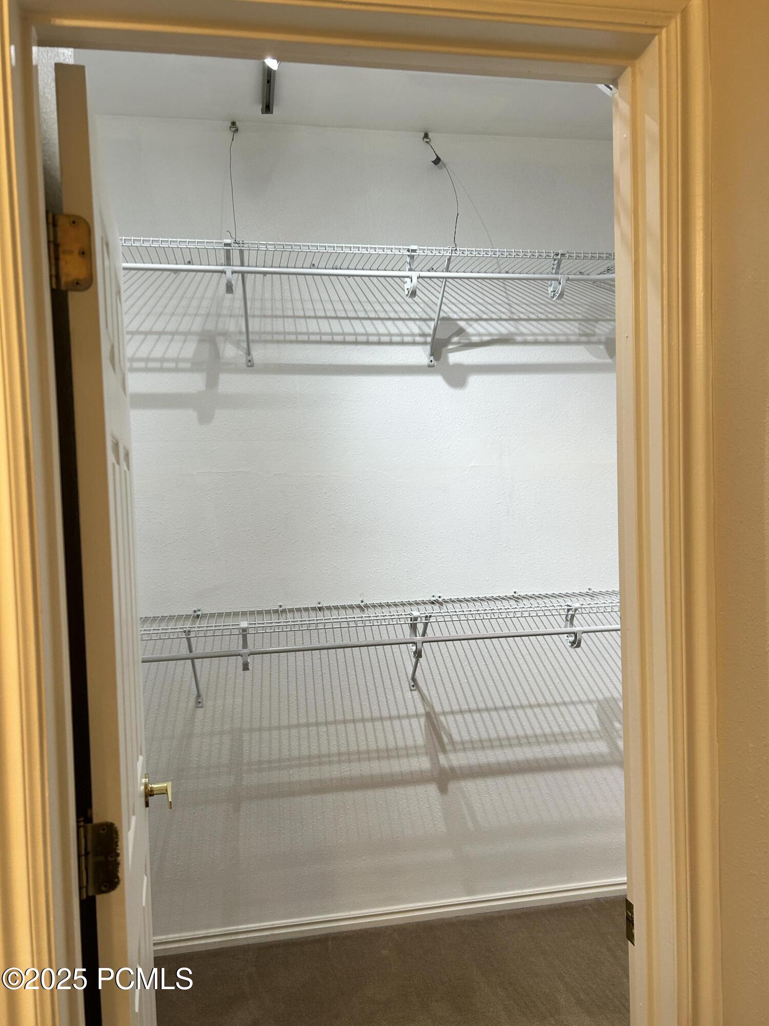 900 Bitner Road, Apt B37