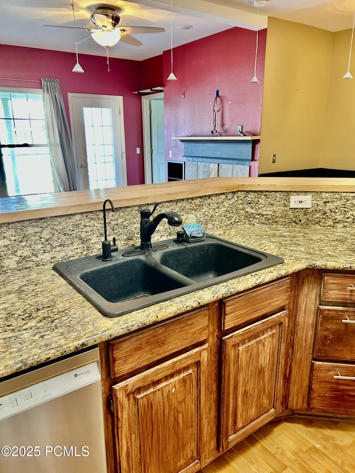 900 Bitner Road, Apt B37