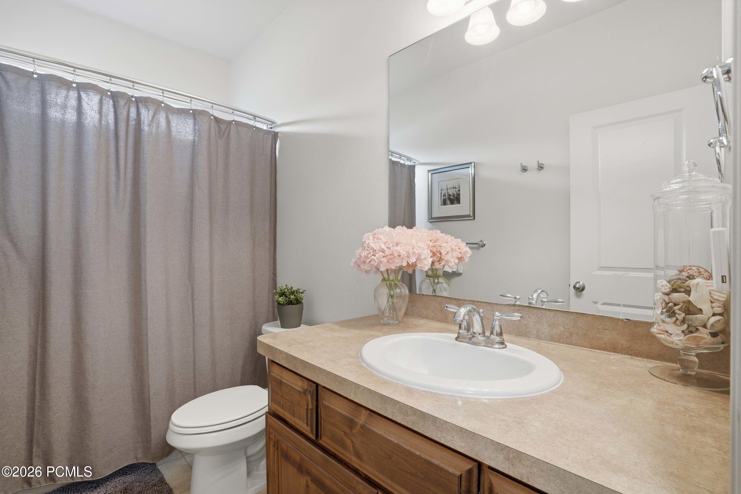 121 W Misty Brook Lane