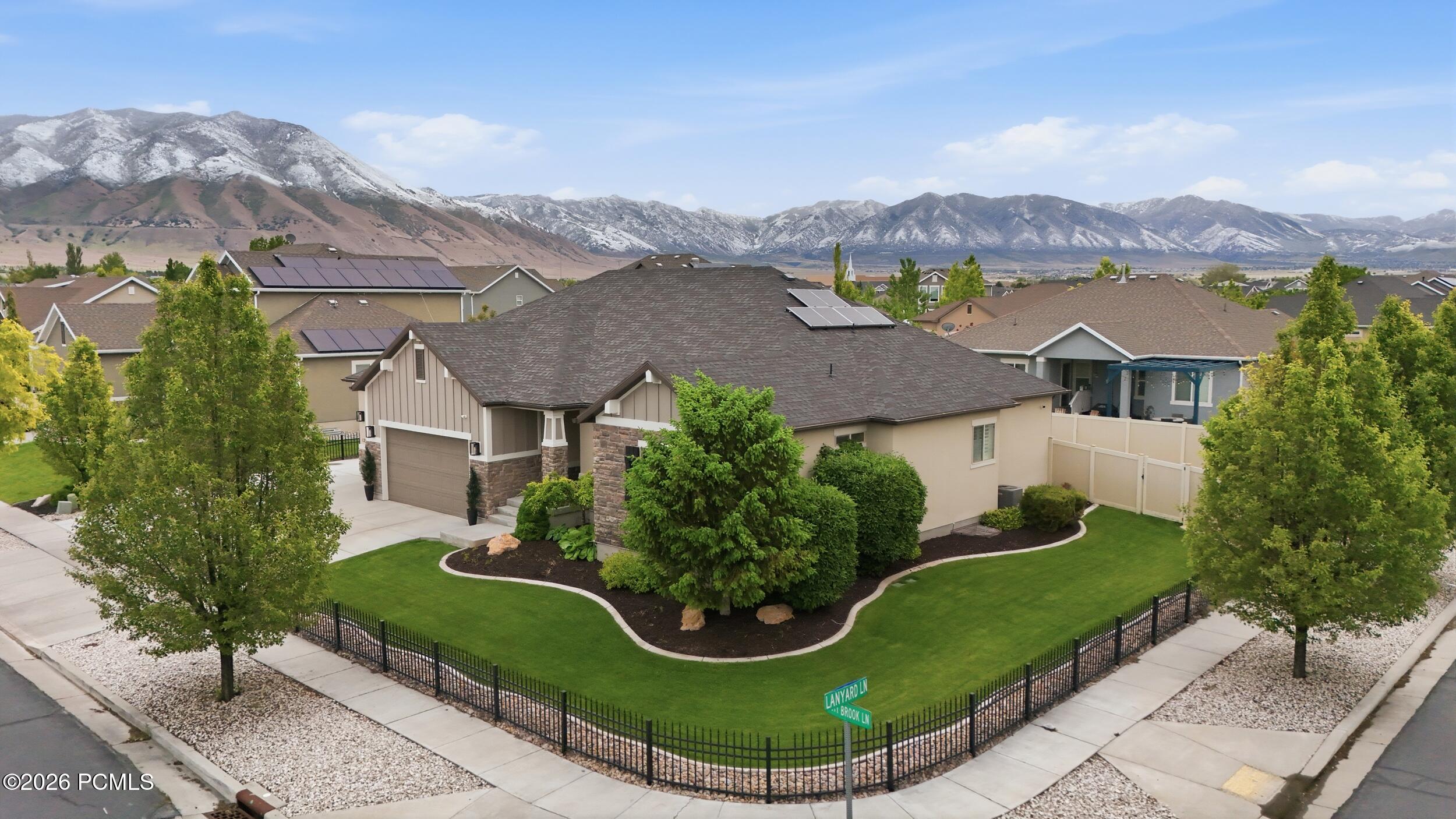 121 W Misty Brook Lane