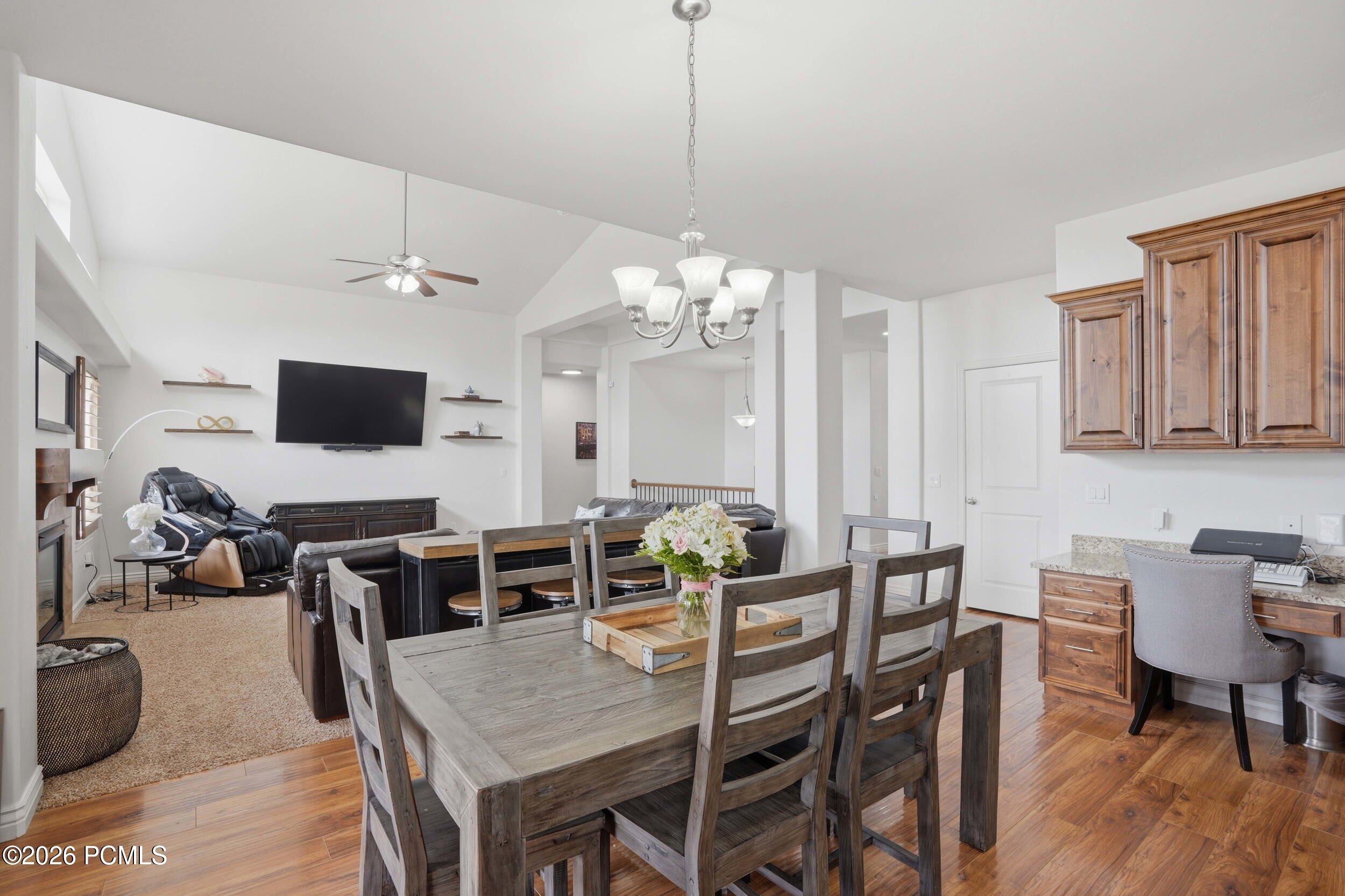 121 W Misty Brook Lane