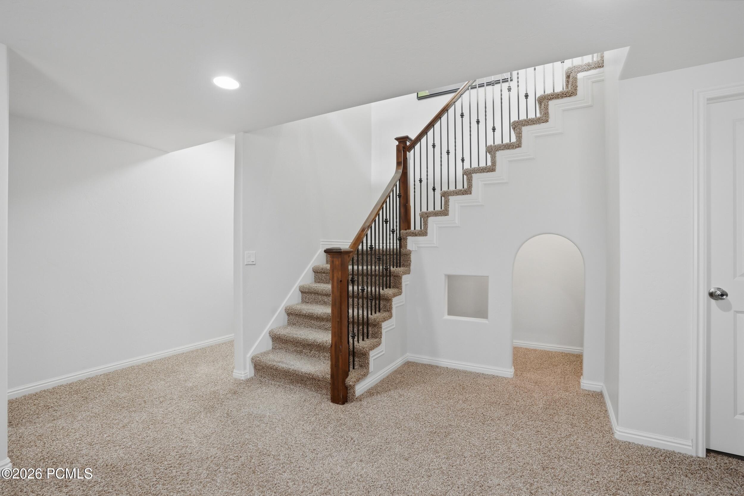 121 W Misty Brook Lane