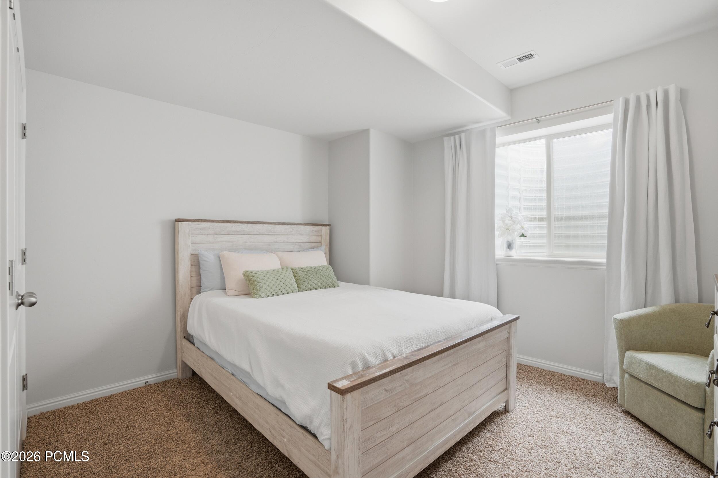 121 W Misty Brook Lane