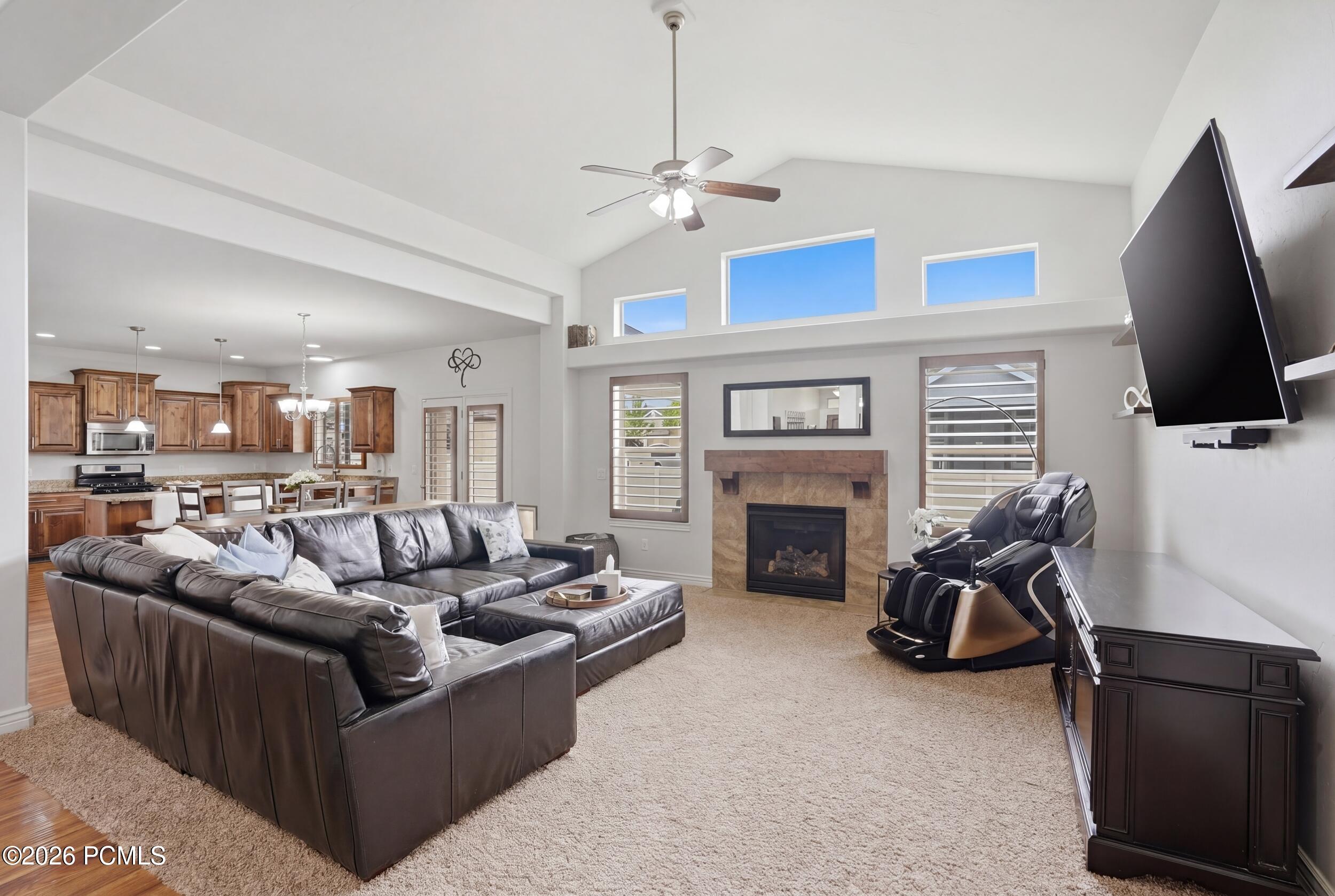 121 W Misty Brook Lane