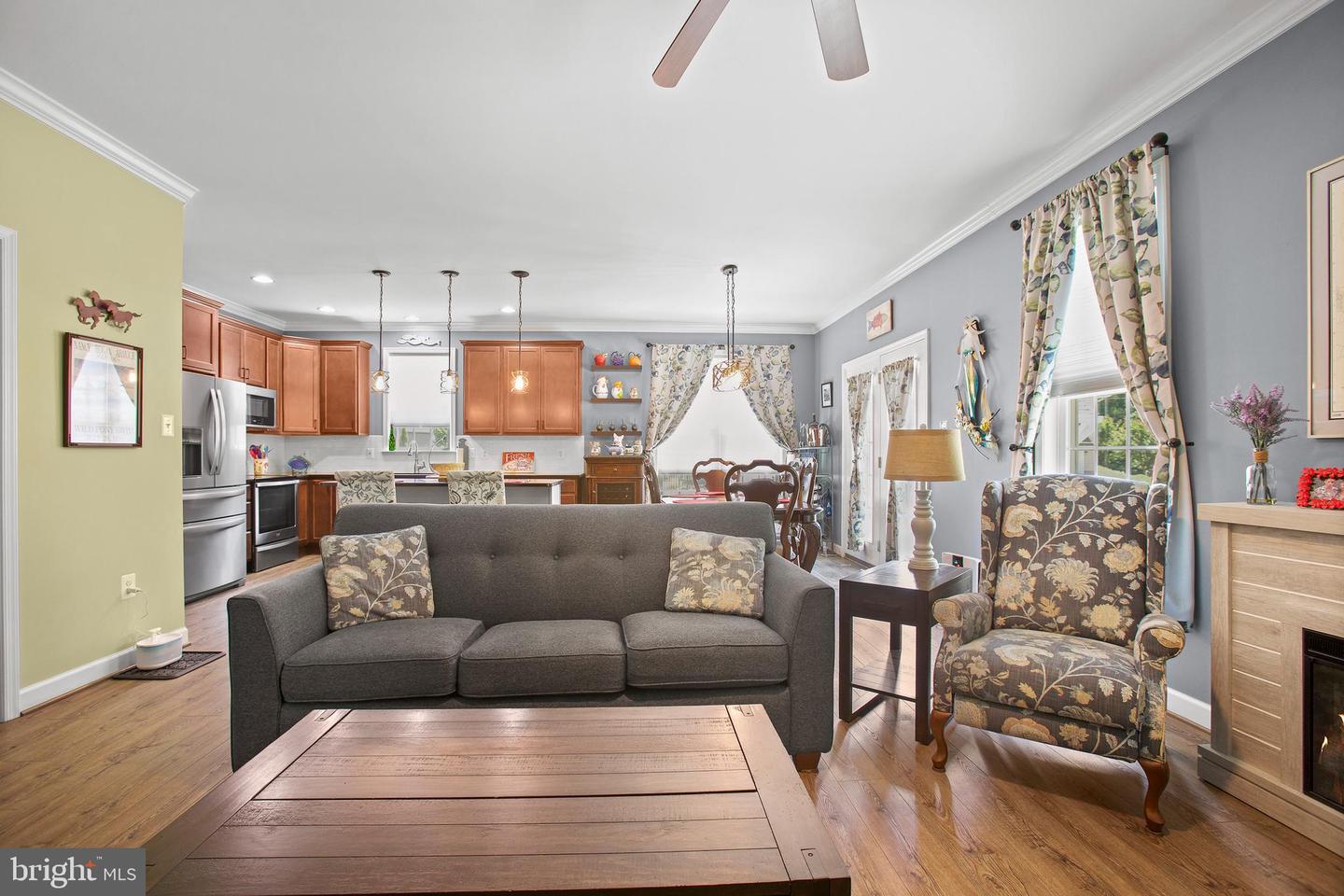 6318 Sunrise Ct