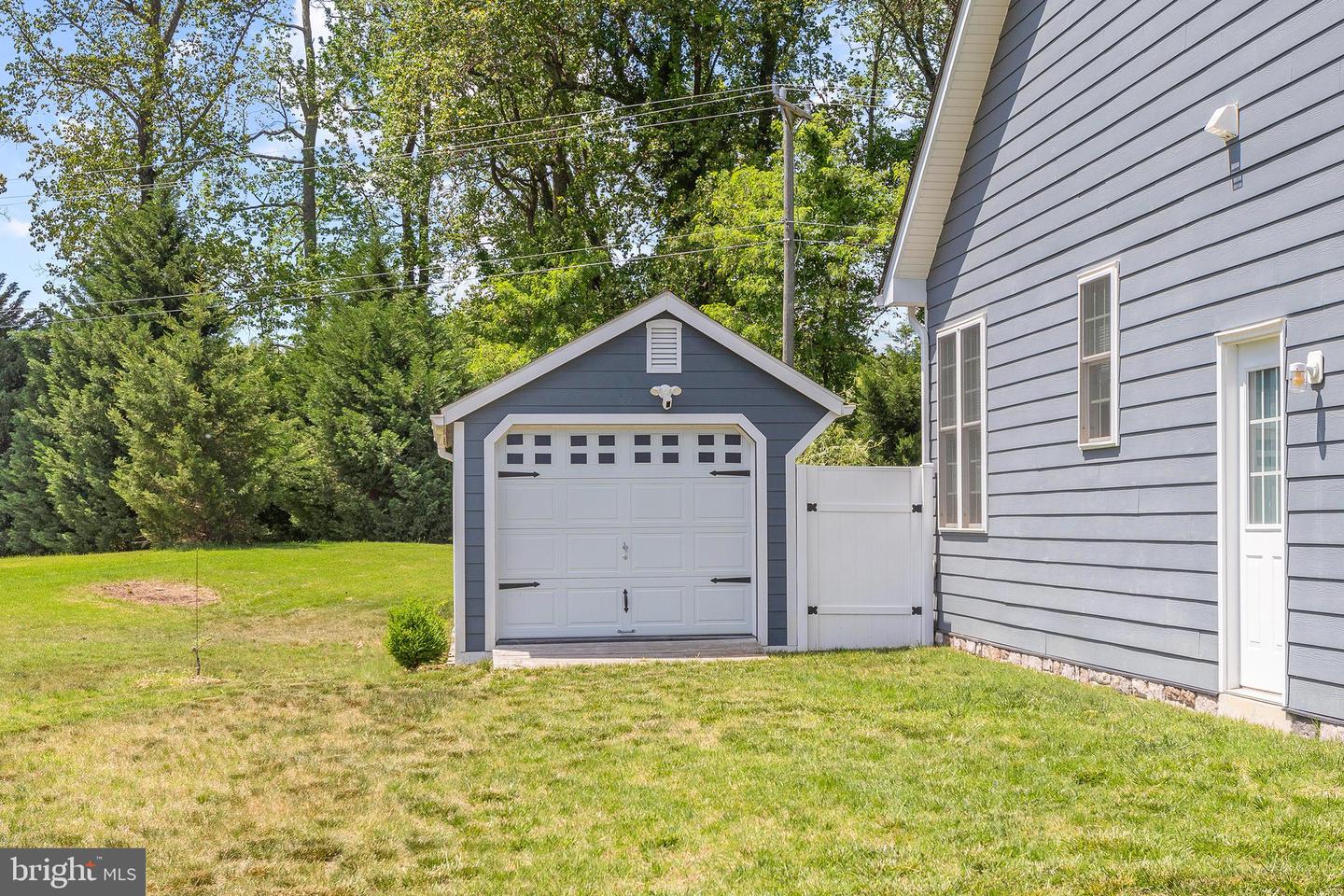 6318 Sunrise Ct
