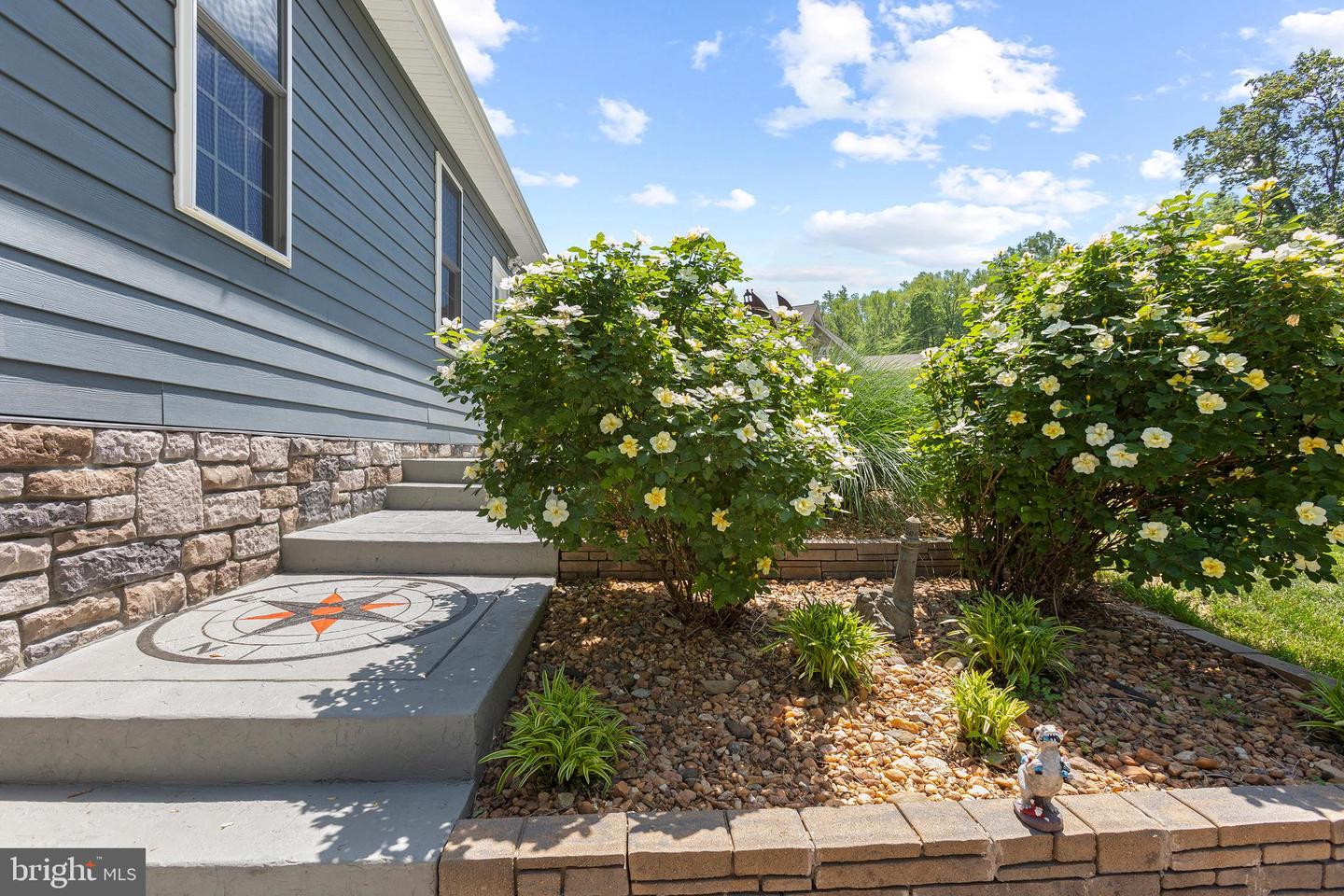 6318 Sunrise Ct