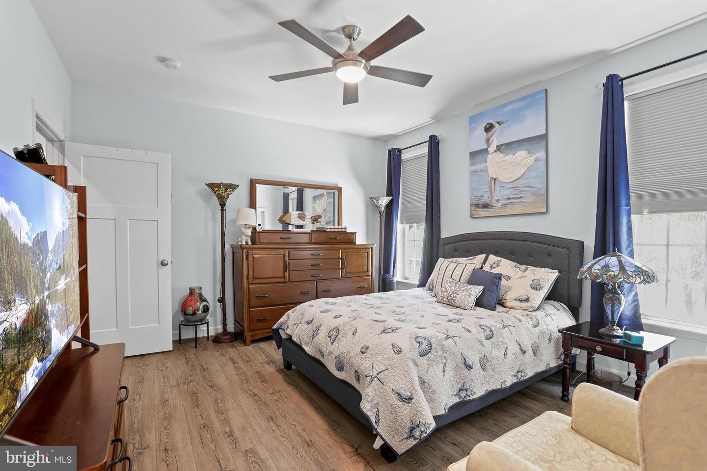 6318 Sunrise Ct