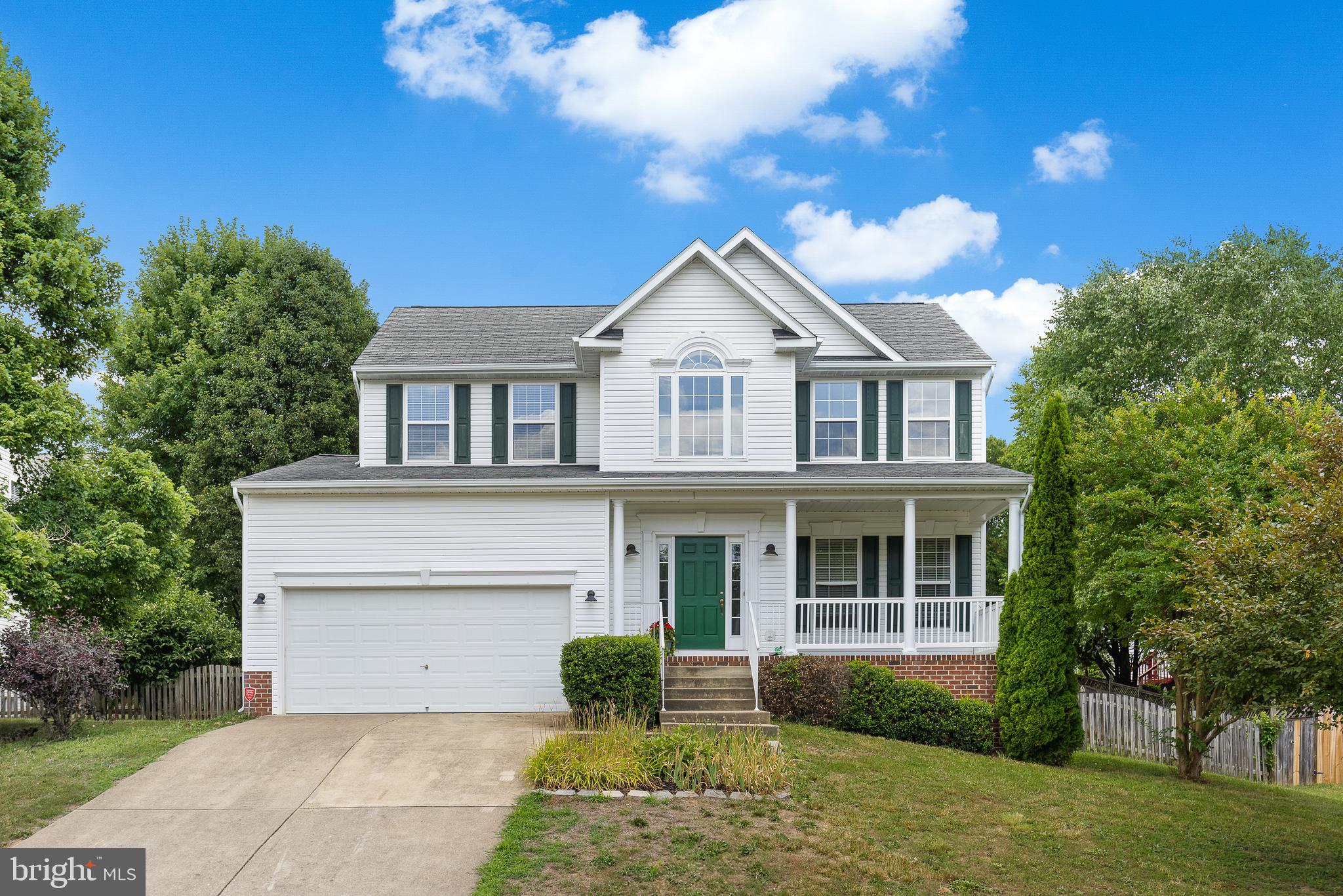 6917 Hawthorne Woods Cir