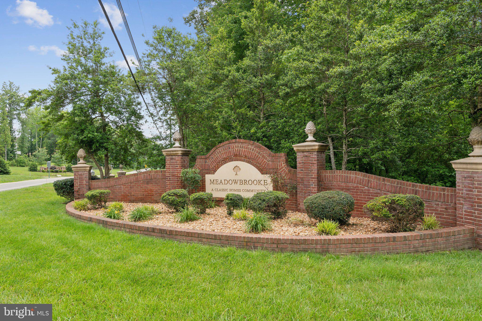 76 High Ridge Dr