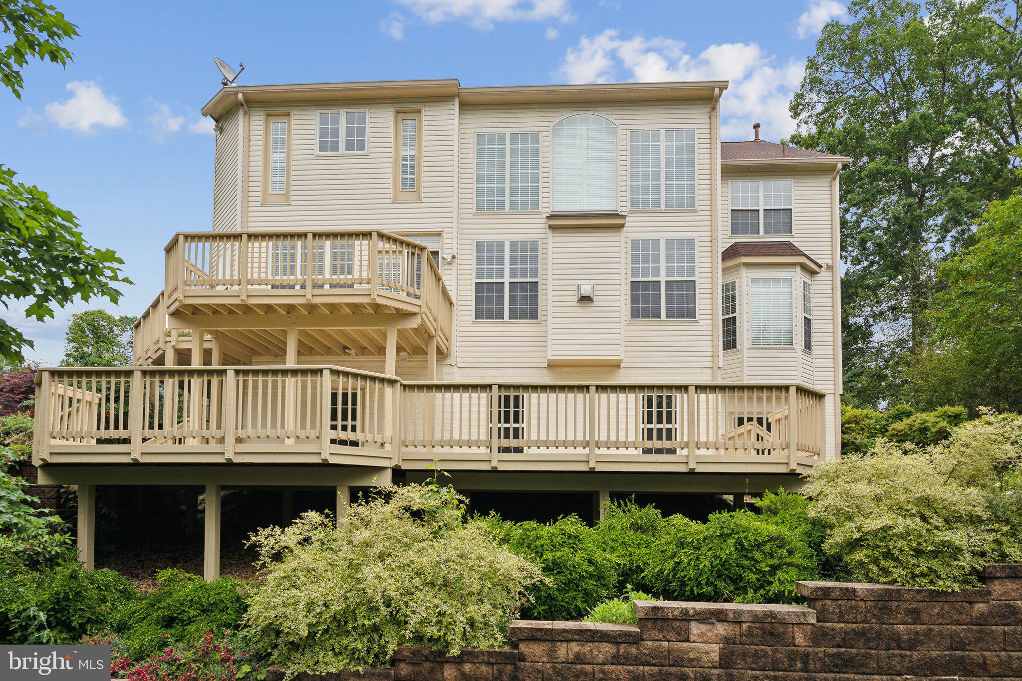 76 High Ridge Dr