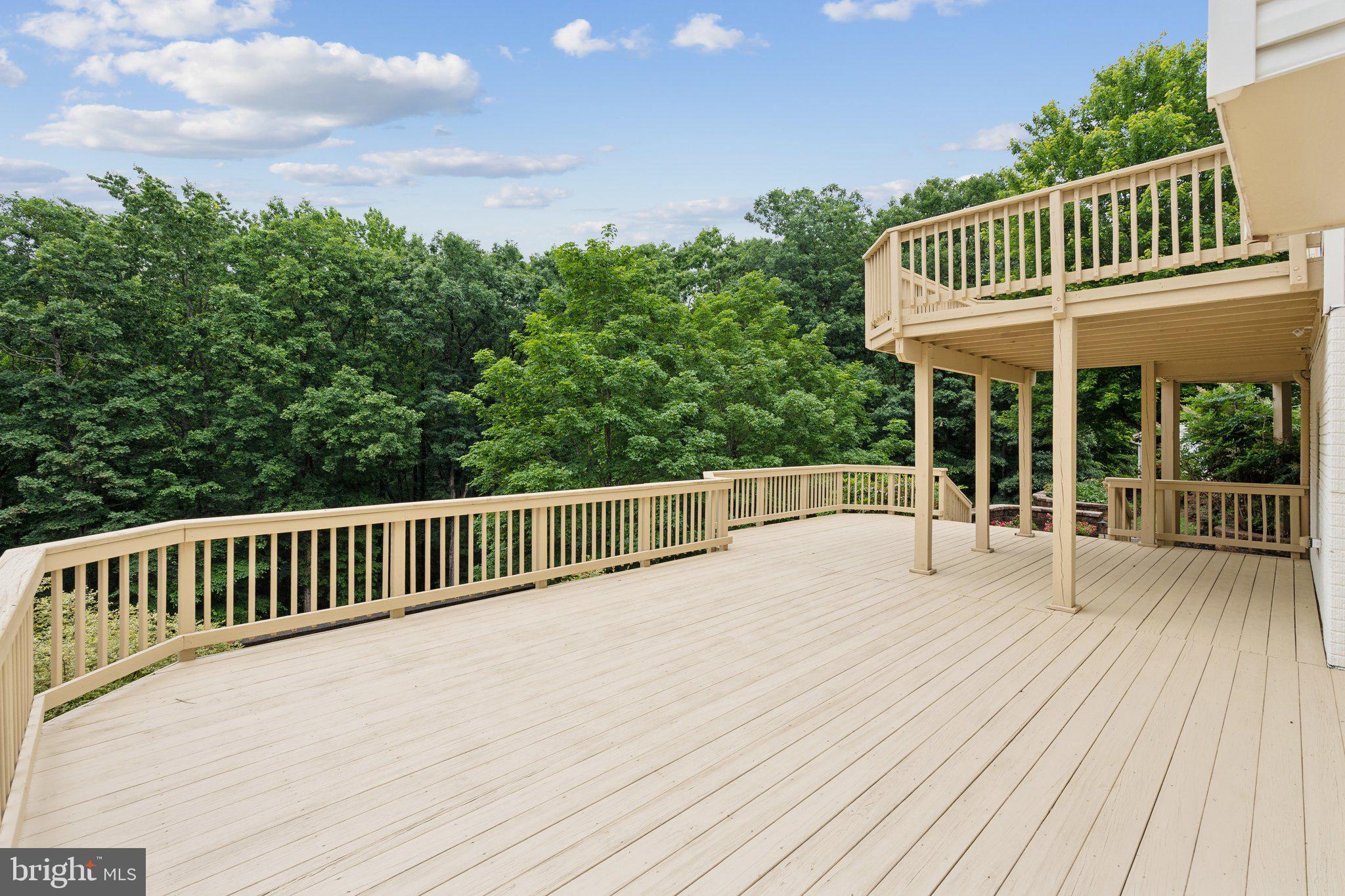 76 High Ridge Dr