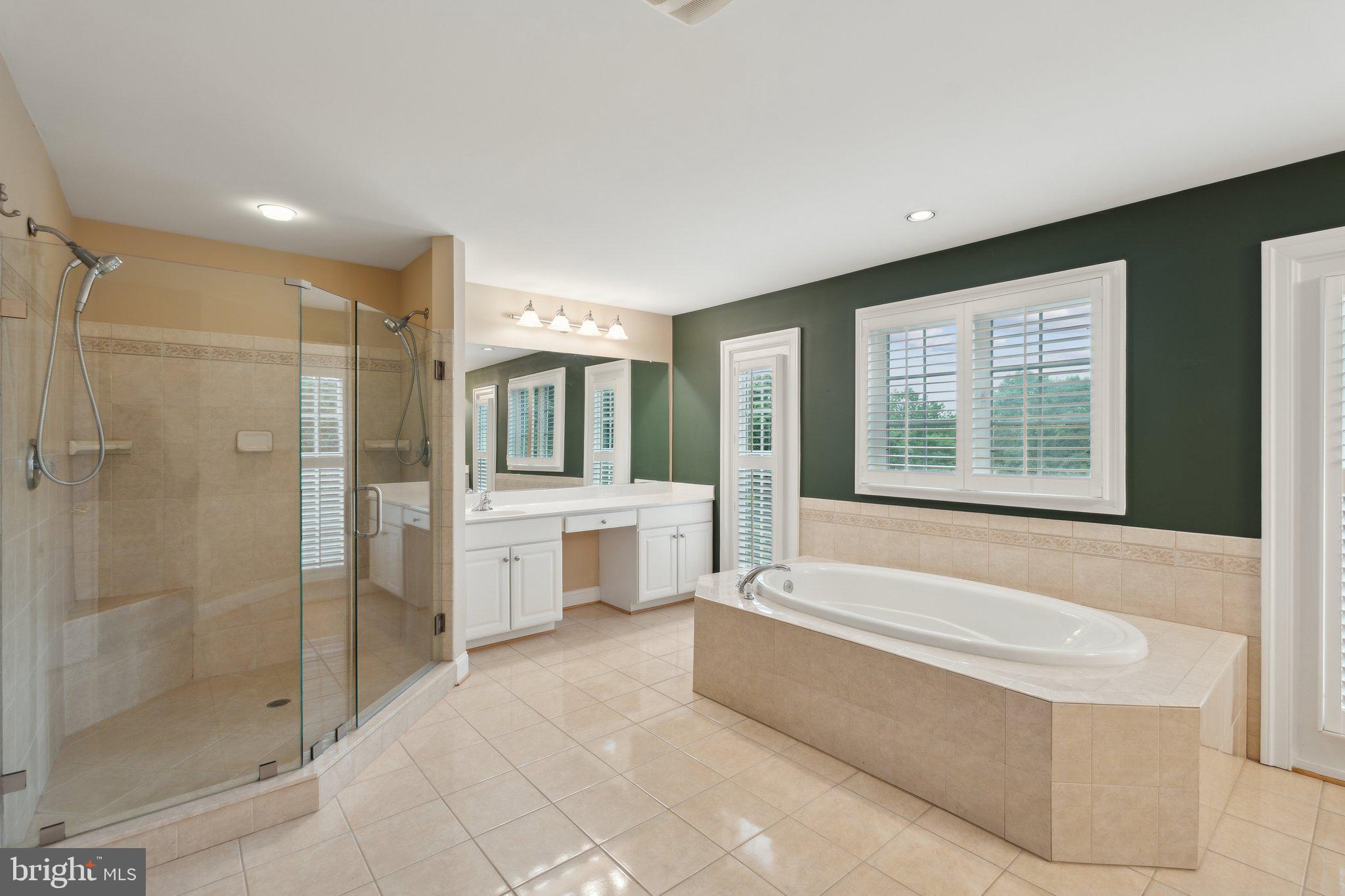 76 High Ridge Dr
