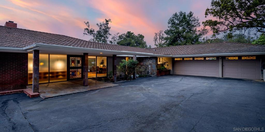5309 La Granada