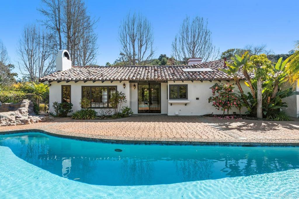 16160 El Camino Real