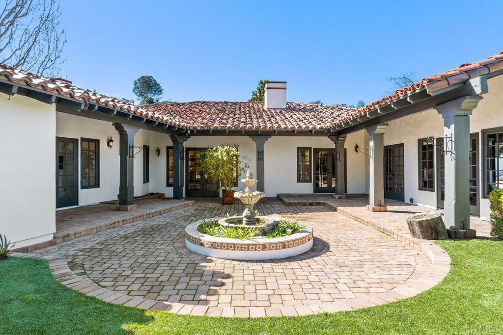 16160 El Camino Real