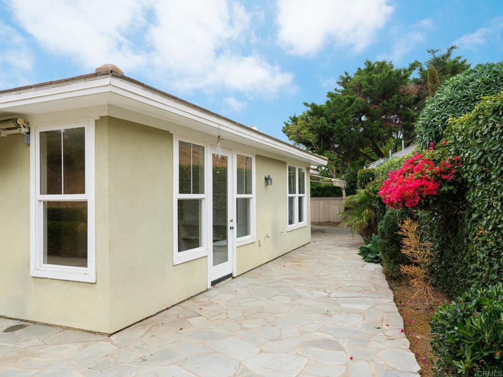 702 Midori Ct.
