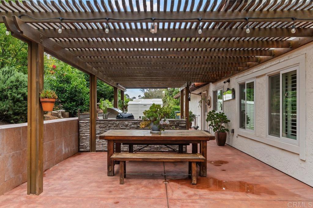 3075 Bonita Woods Dr
