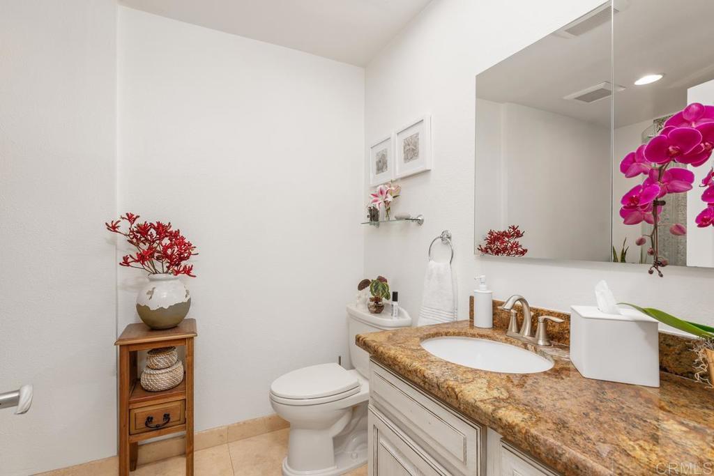 3075 Bonita Woods Dr