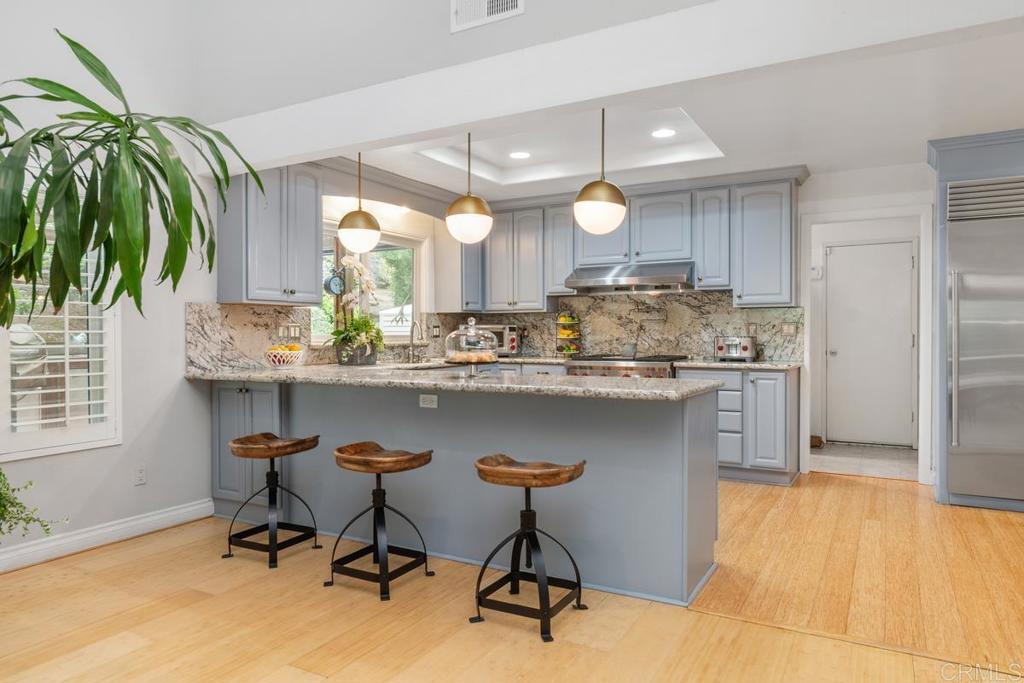 3075 Bonita Woods Dr