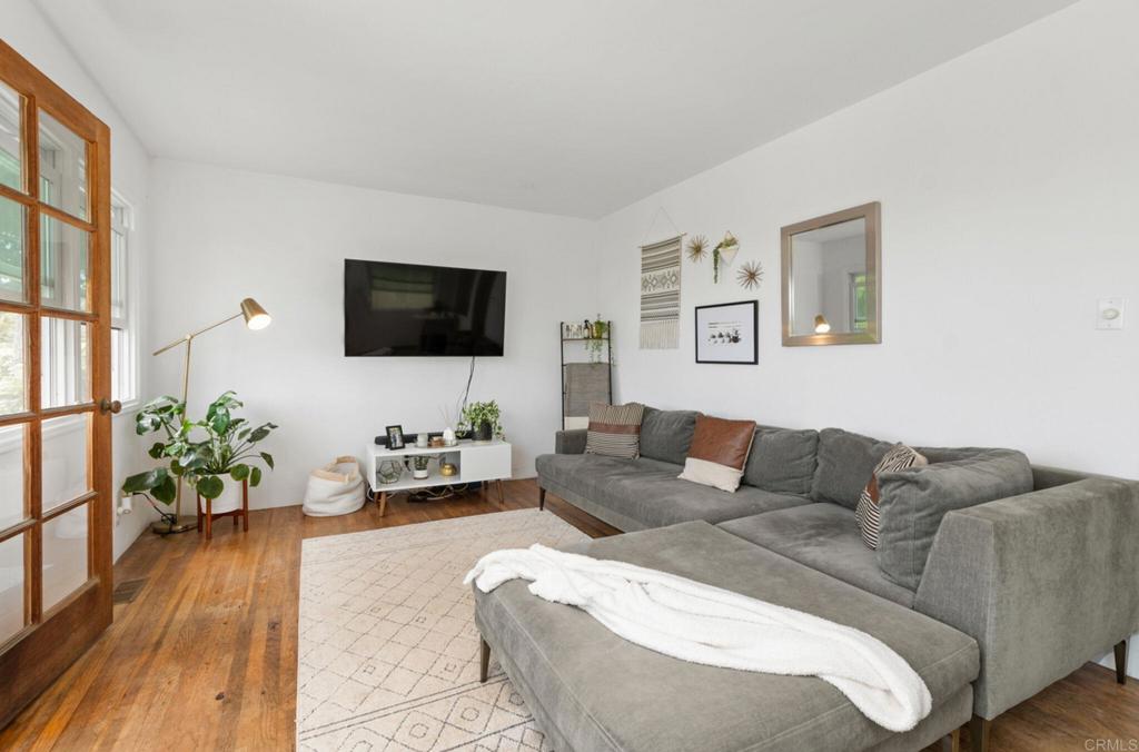 4735 Del Monte Ave 35,37